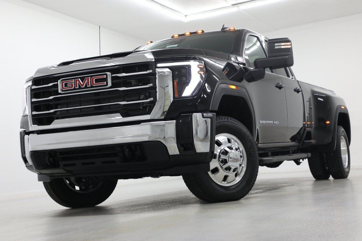 2026 GMC Sierra 3500 HD SLE DRW