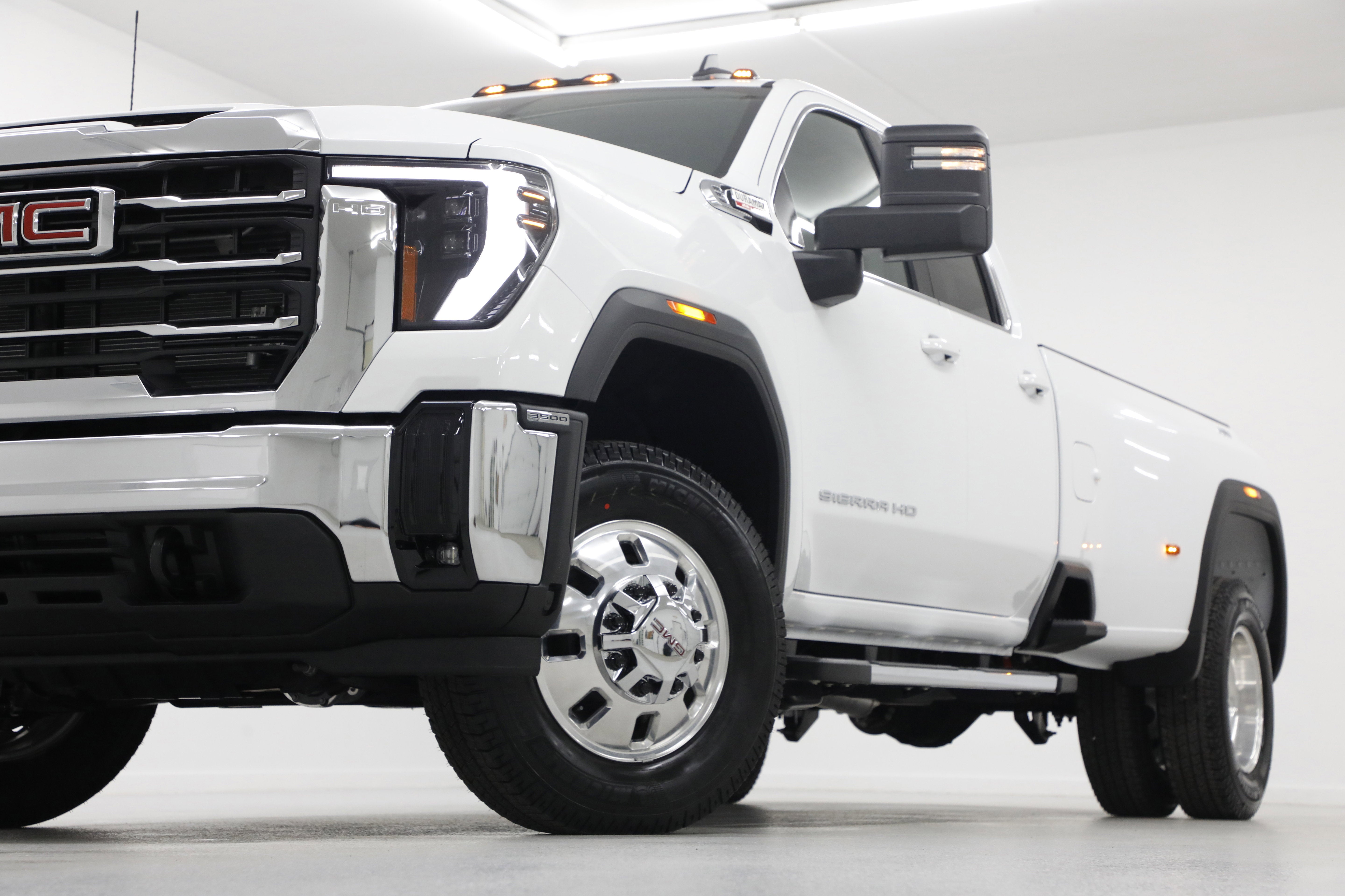 2026 GMC Sierra 3500 HD SLE DRW