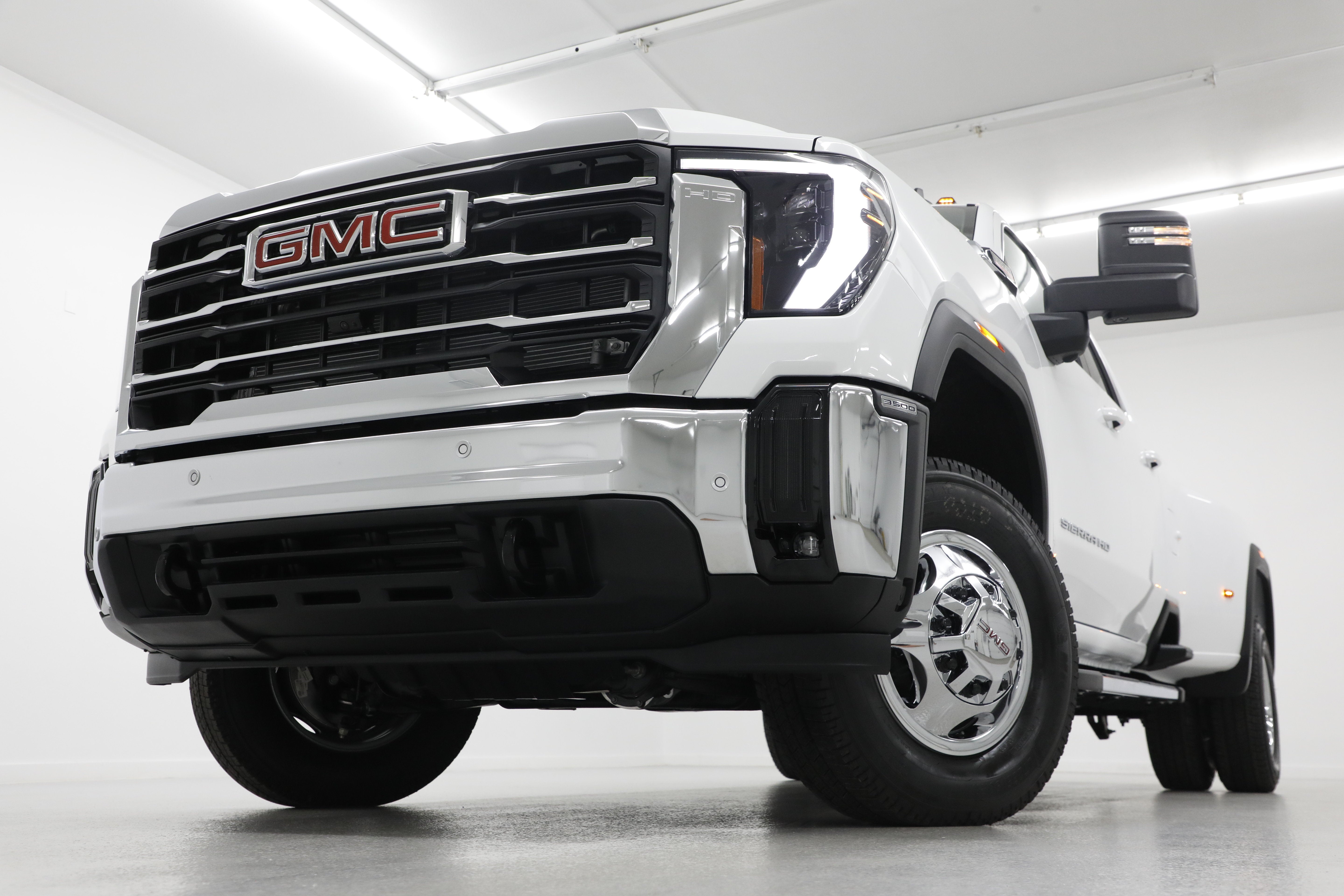 2026 GMC Sierra 3500 HD SLE DRW
