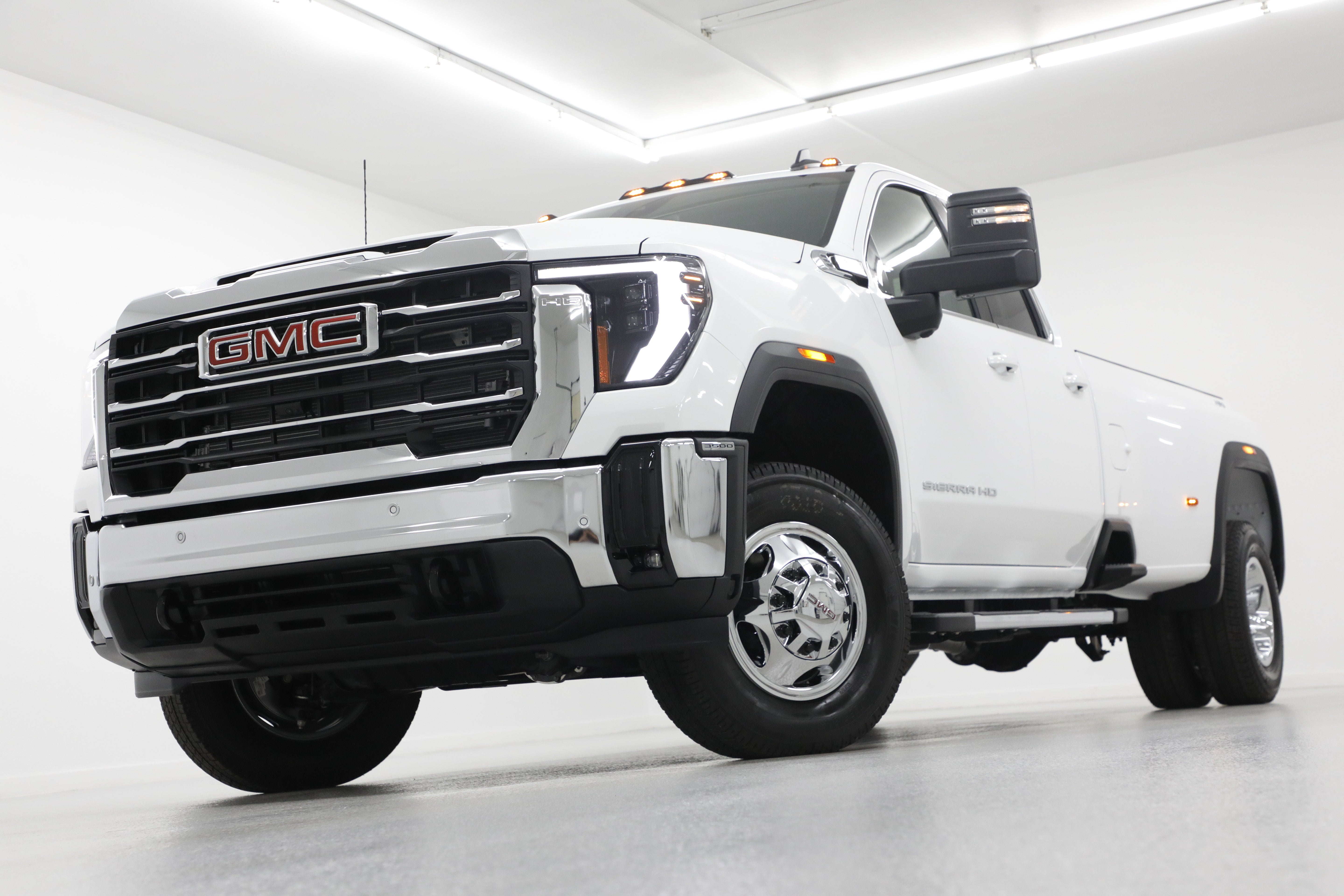 2026 GMC Sierra 3500 HD SLE DRW
