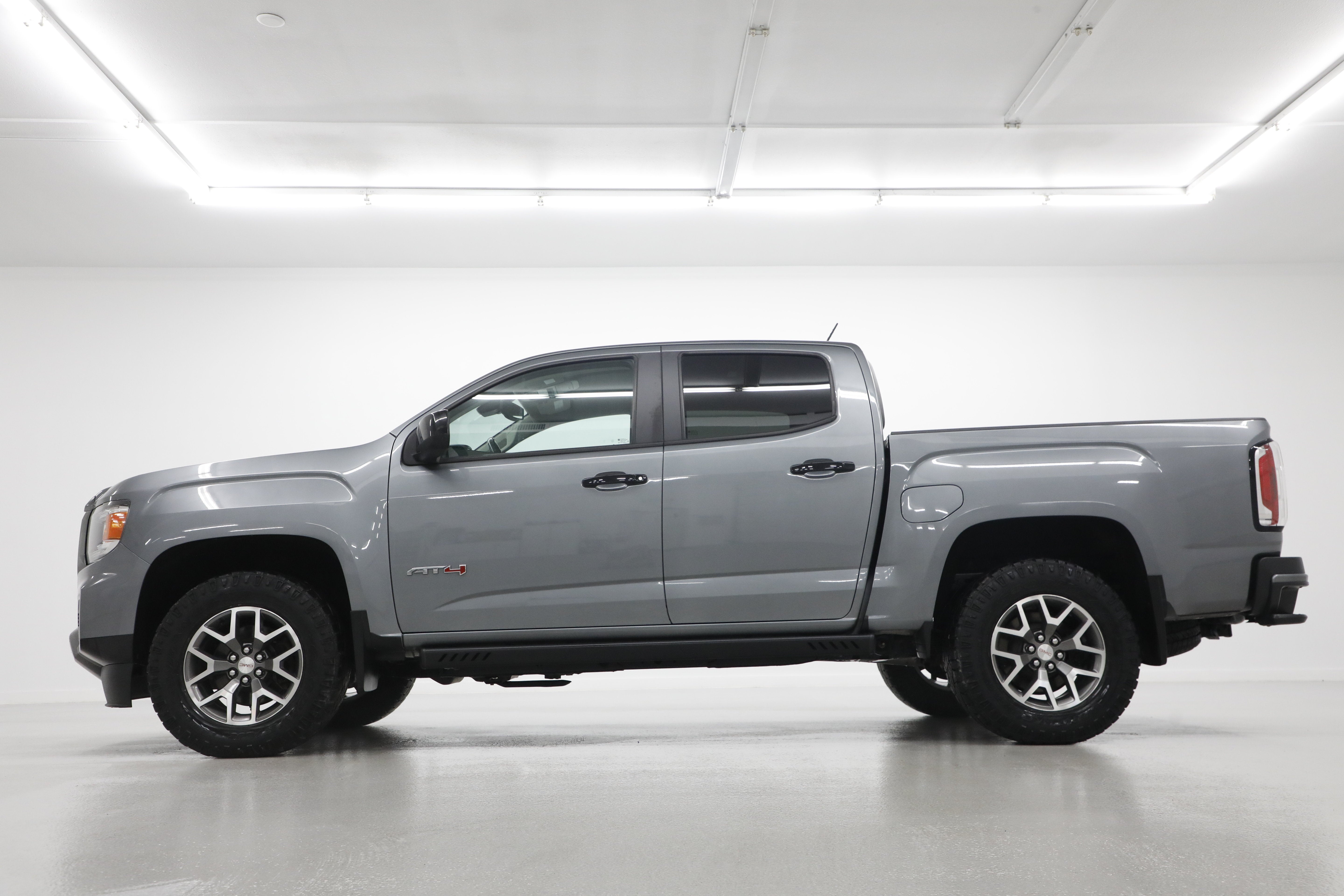 2021 GMC Canyon 4WD AT4 w/Leather