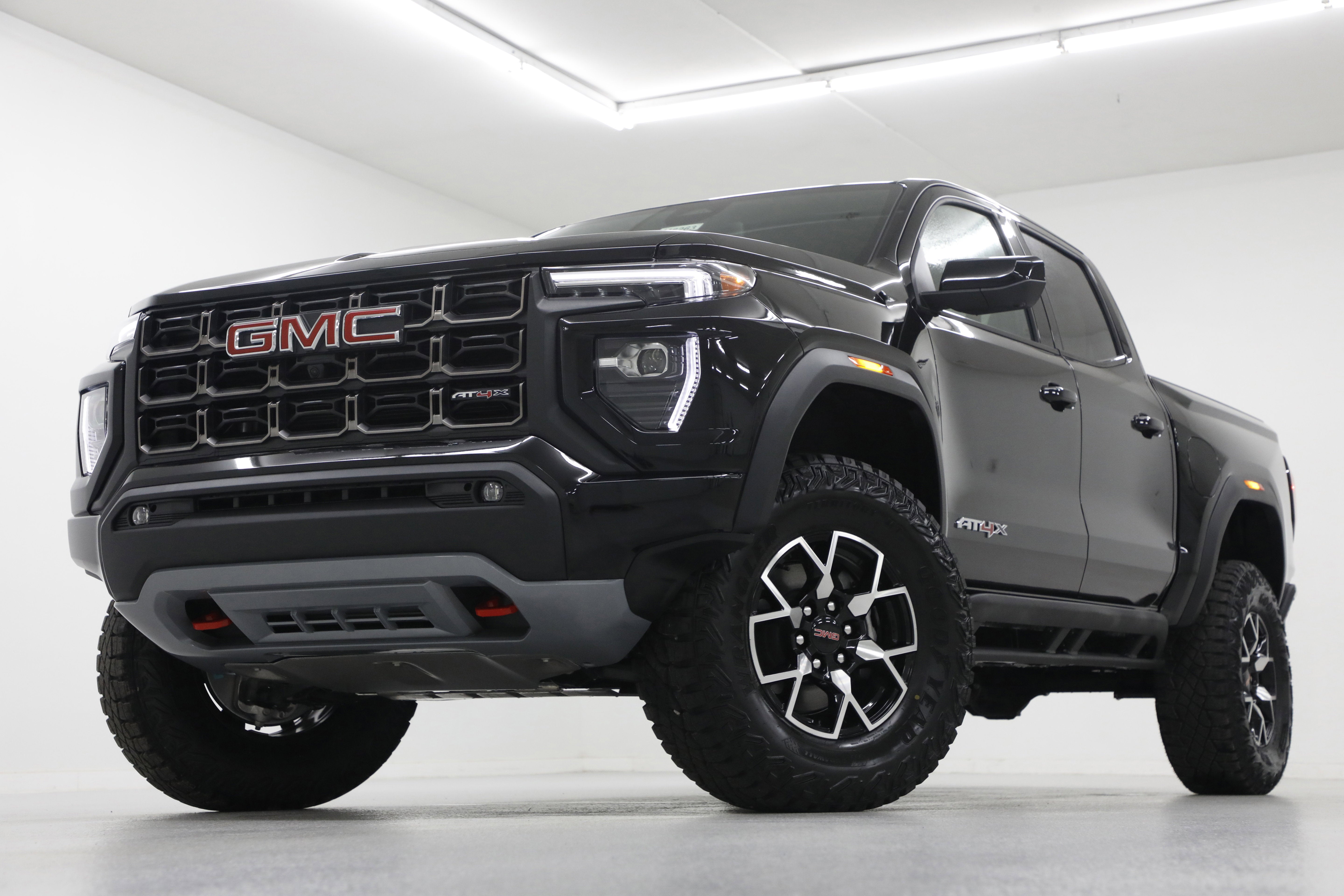 2026 GMC Canyon AT4X