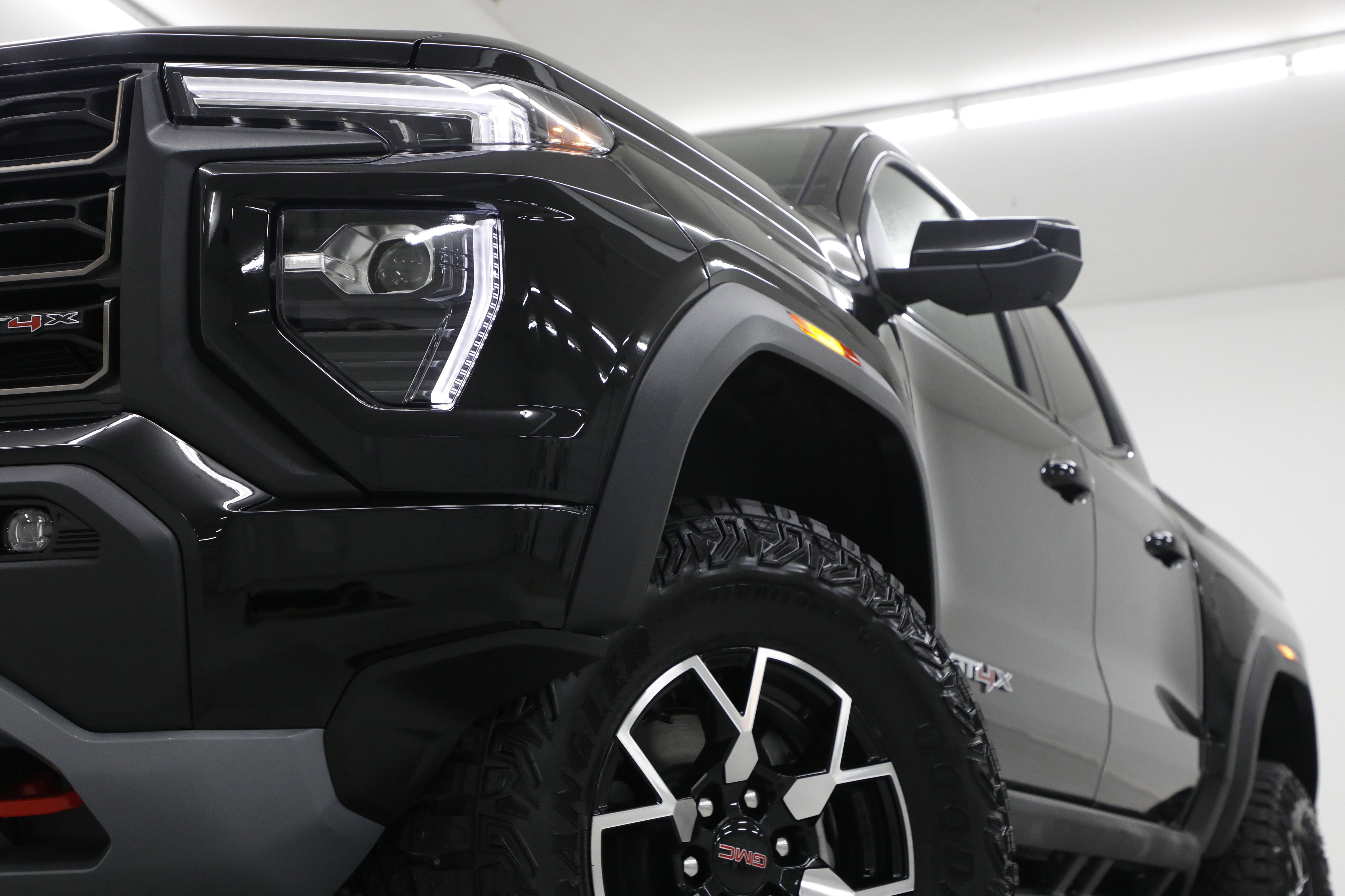 2026 GMC Canyon AT4X