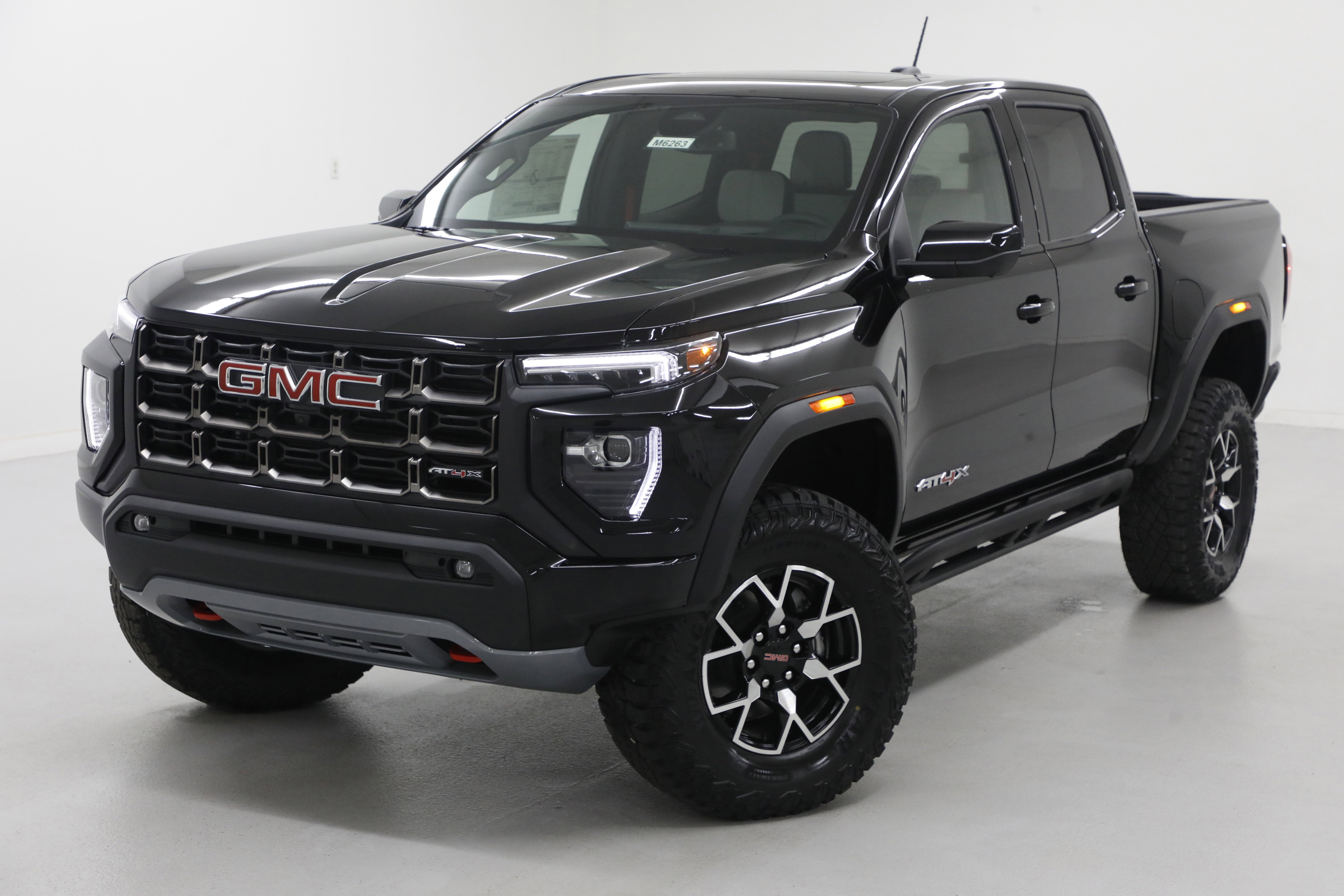 2026 GMC Canyon AT4X