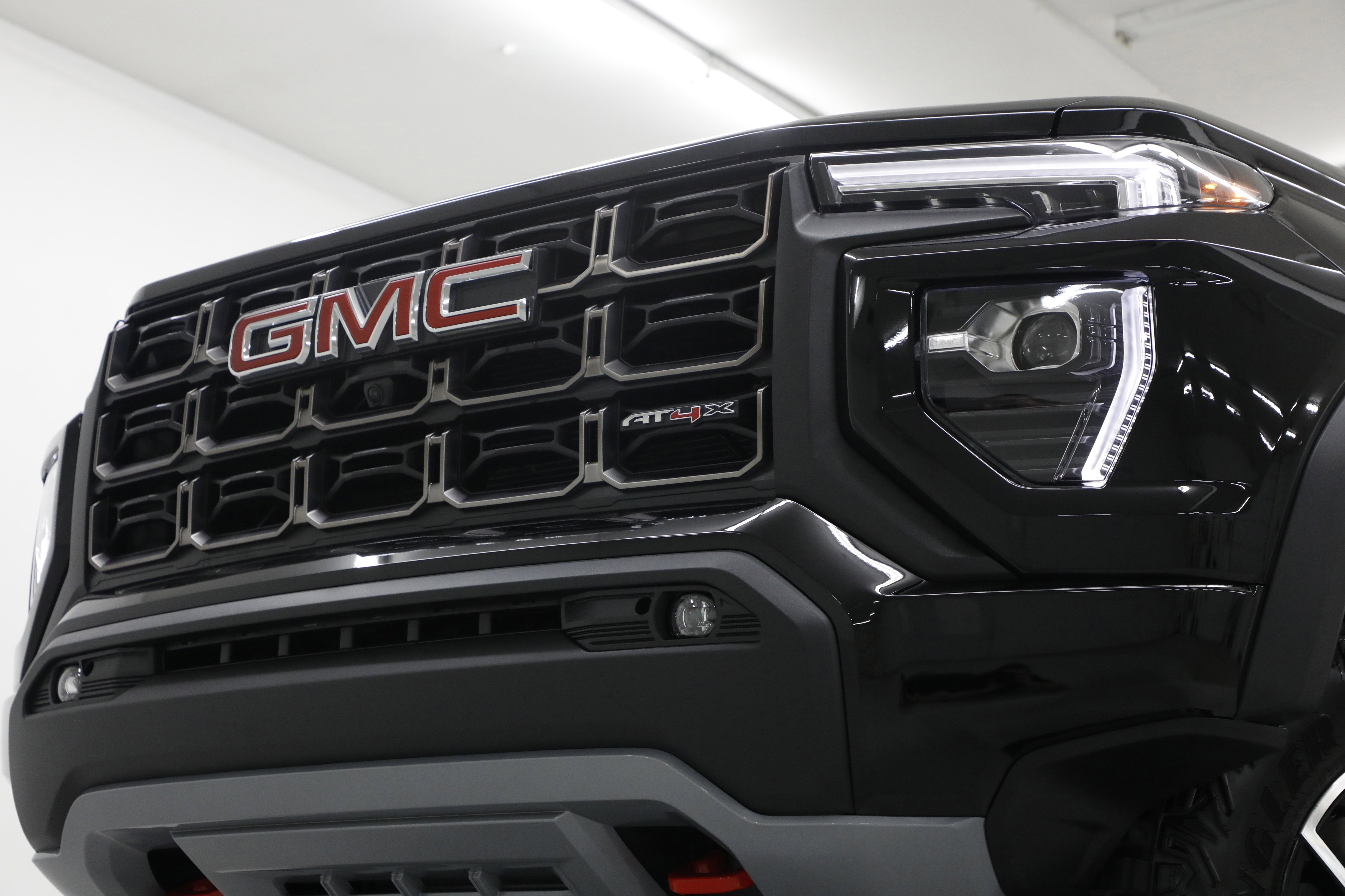 2026 GMC Canyon AT4X