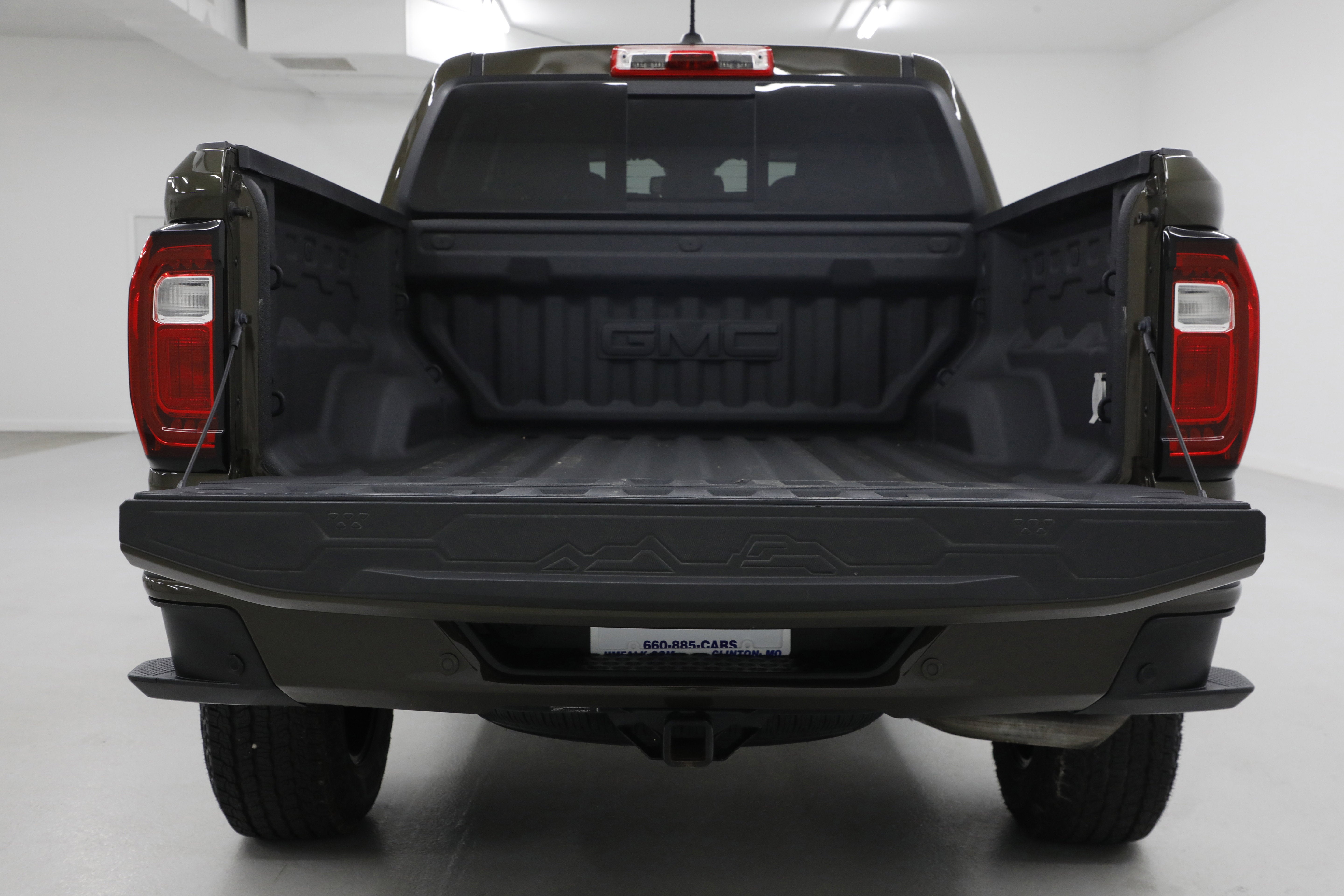 2023 GMC Canyon AT4