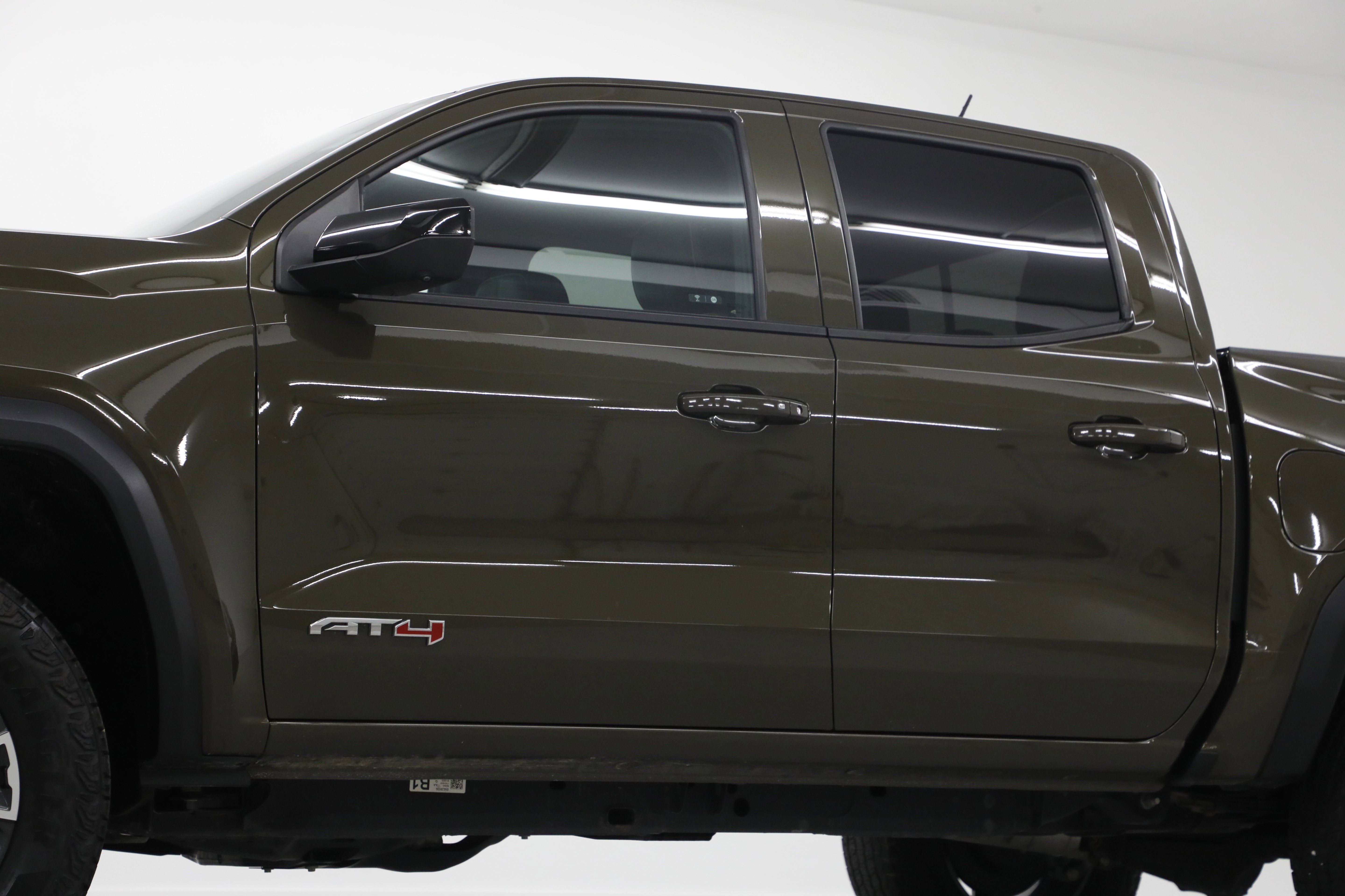 2023 GMC Canyon AT4