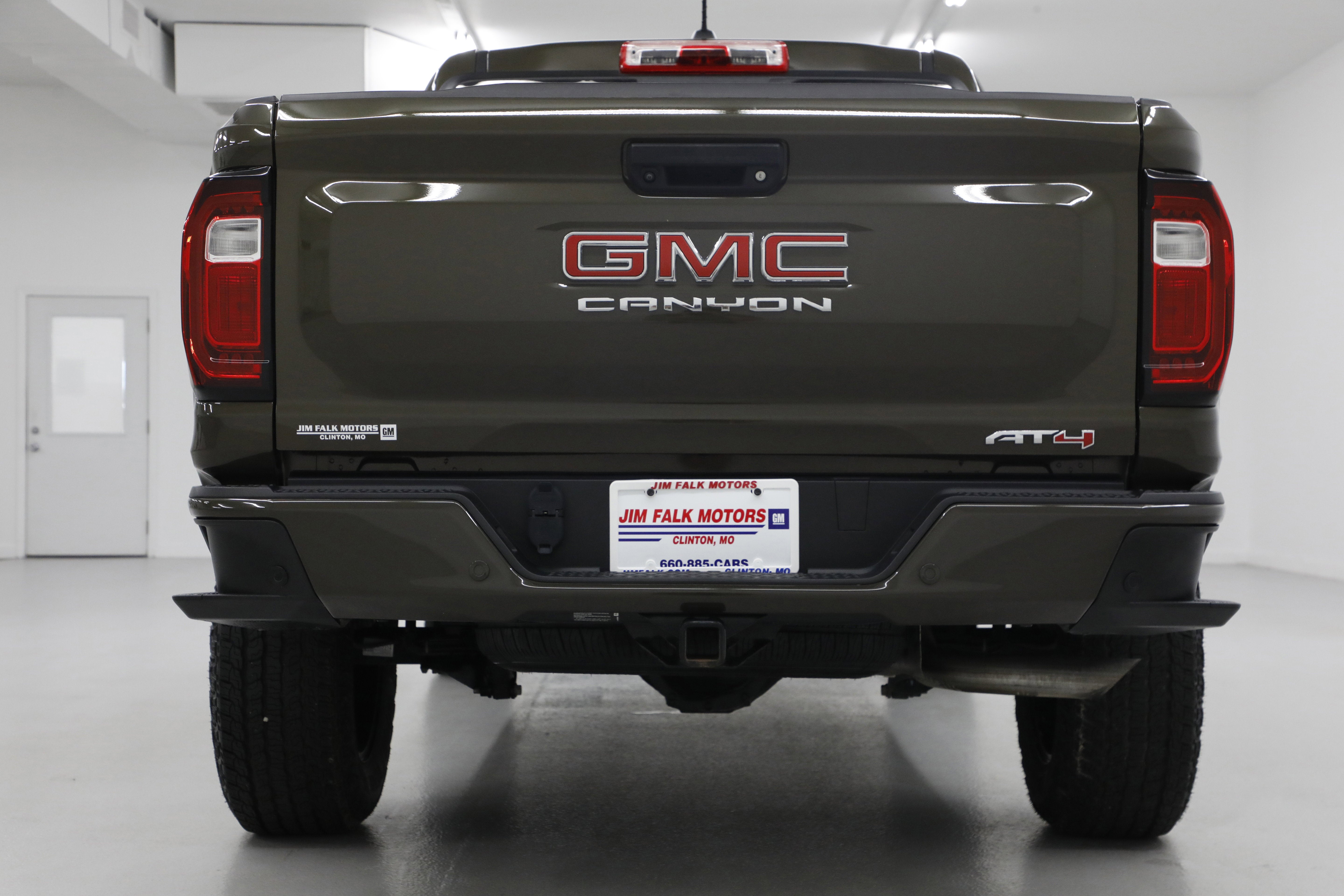 2023 GMC Canyon AT4