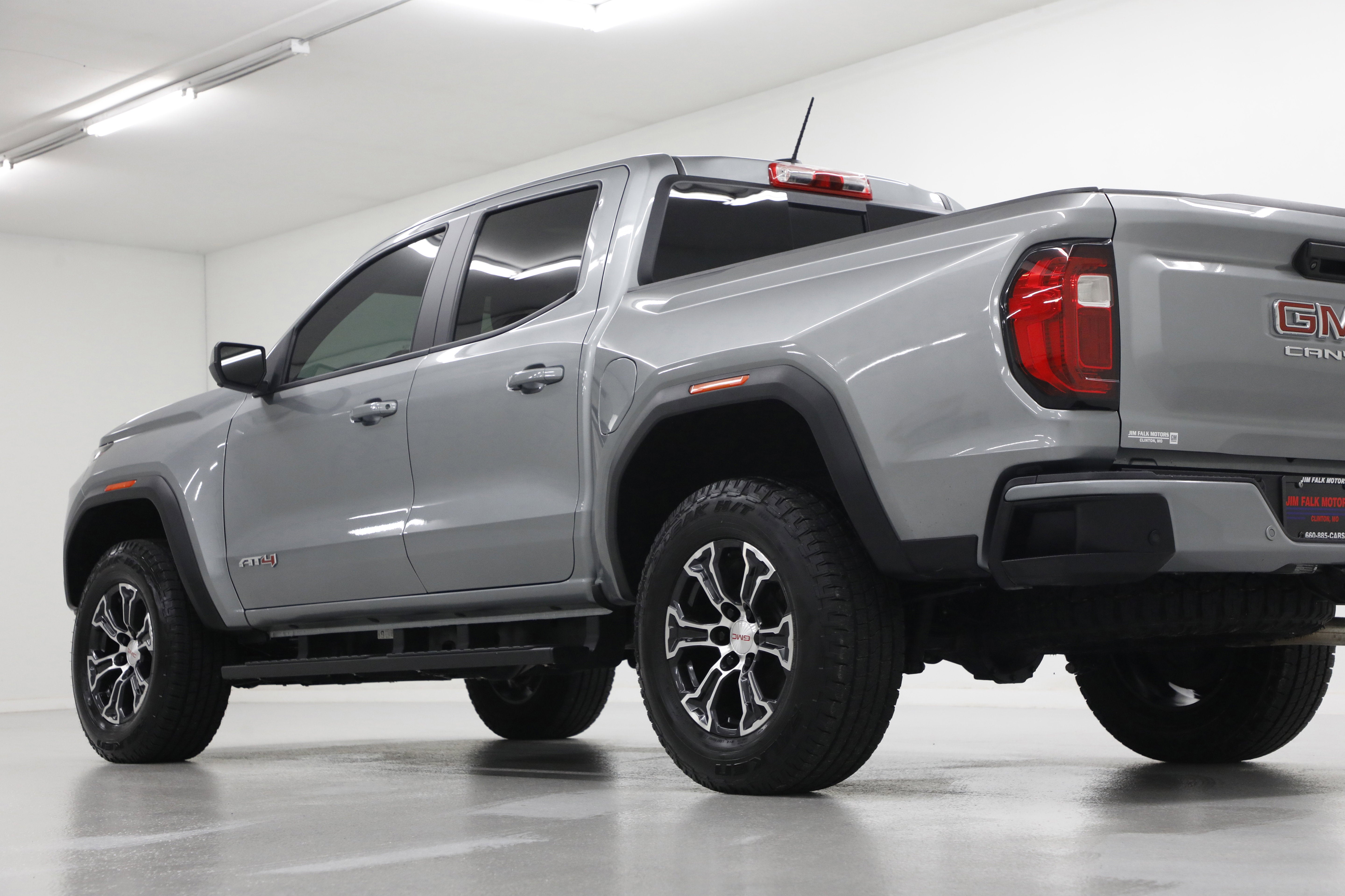 2023 GMC Canyon AT4