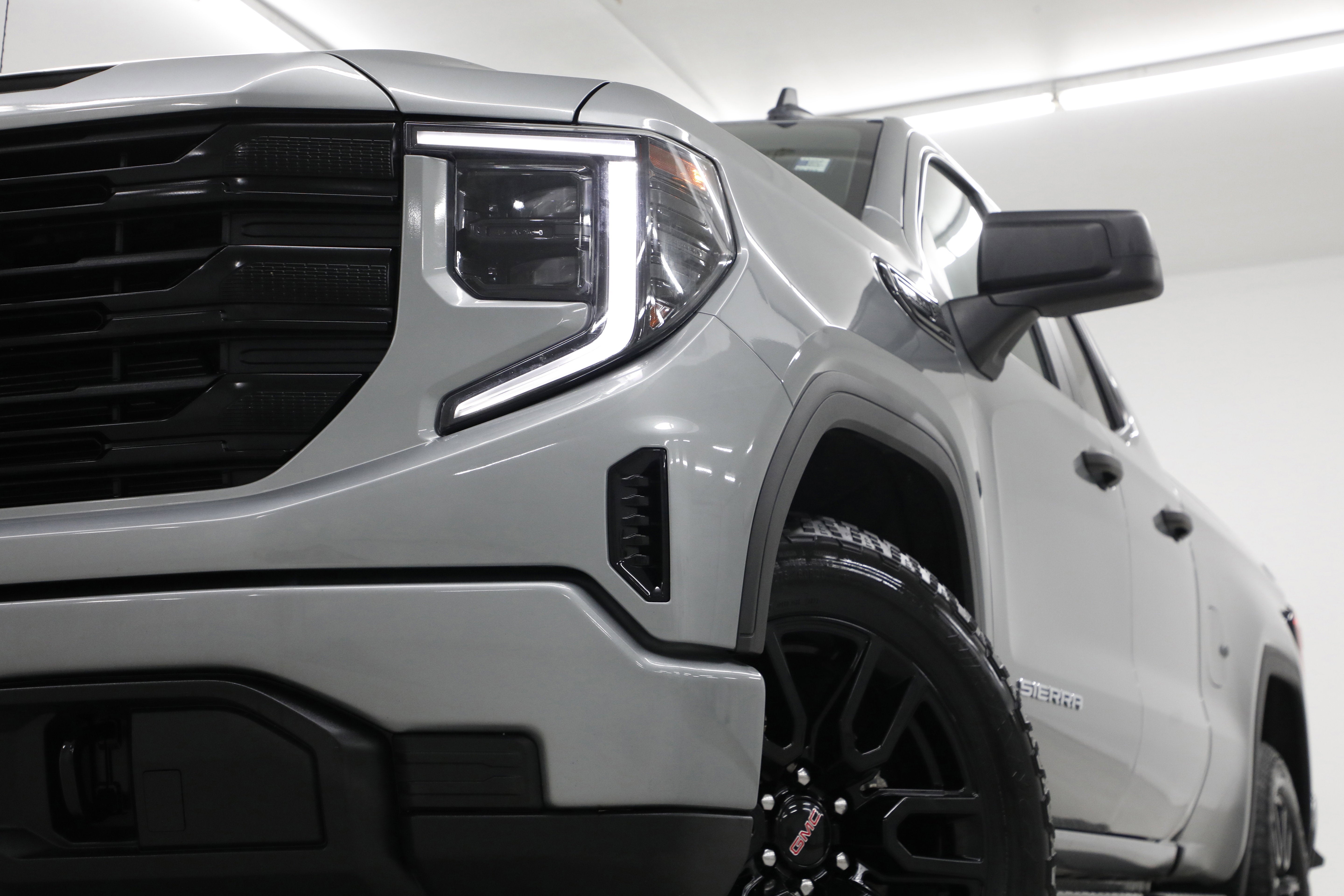 2023 GMC Sierra 1500 Pro