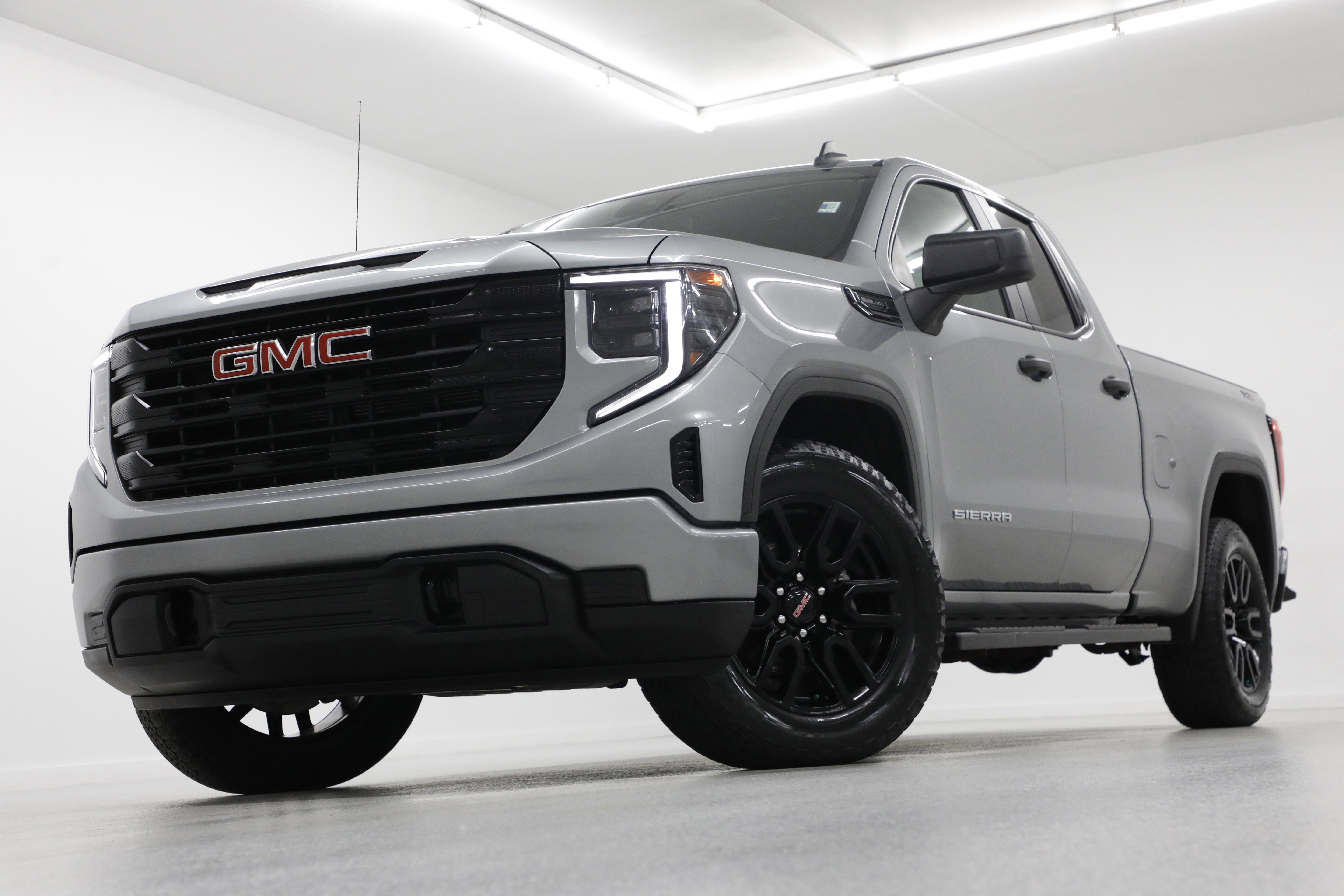 2023 GMC Sierra 1500 Pro