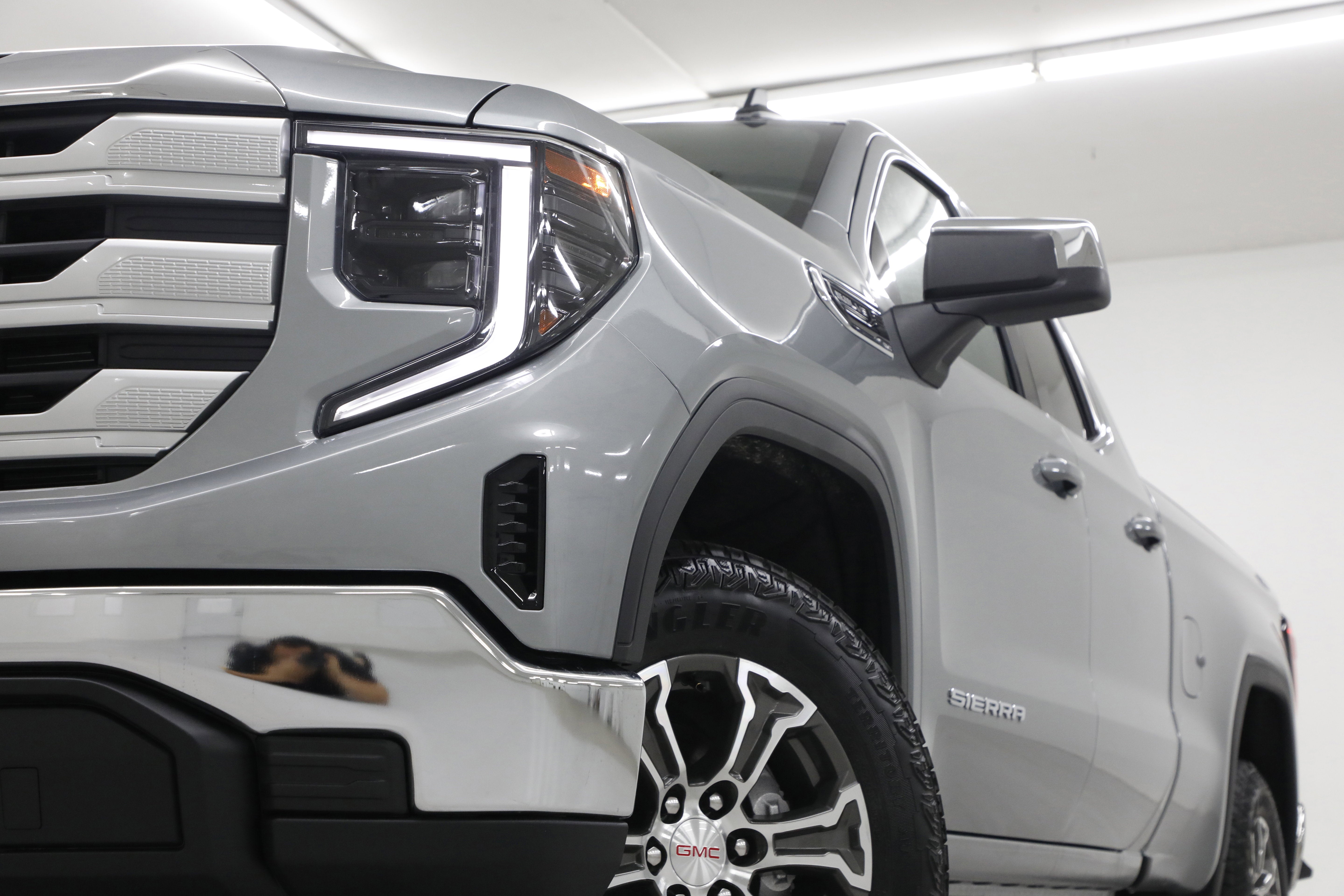 2026 GMC Sierra 1500 SLE