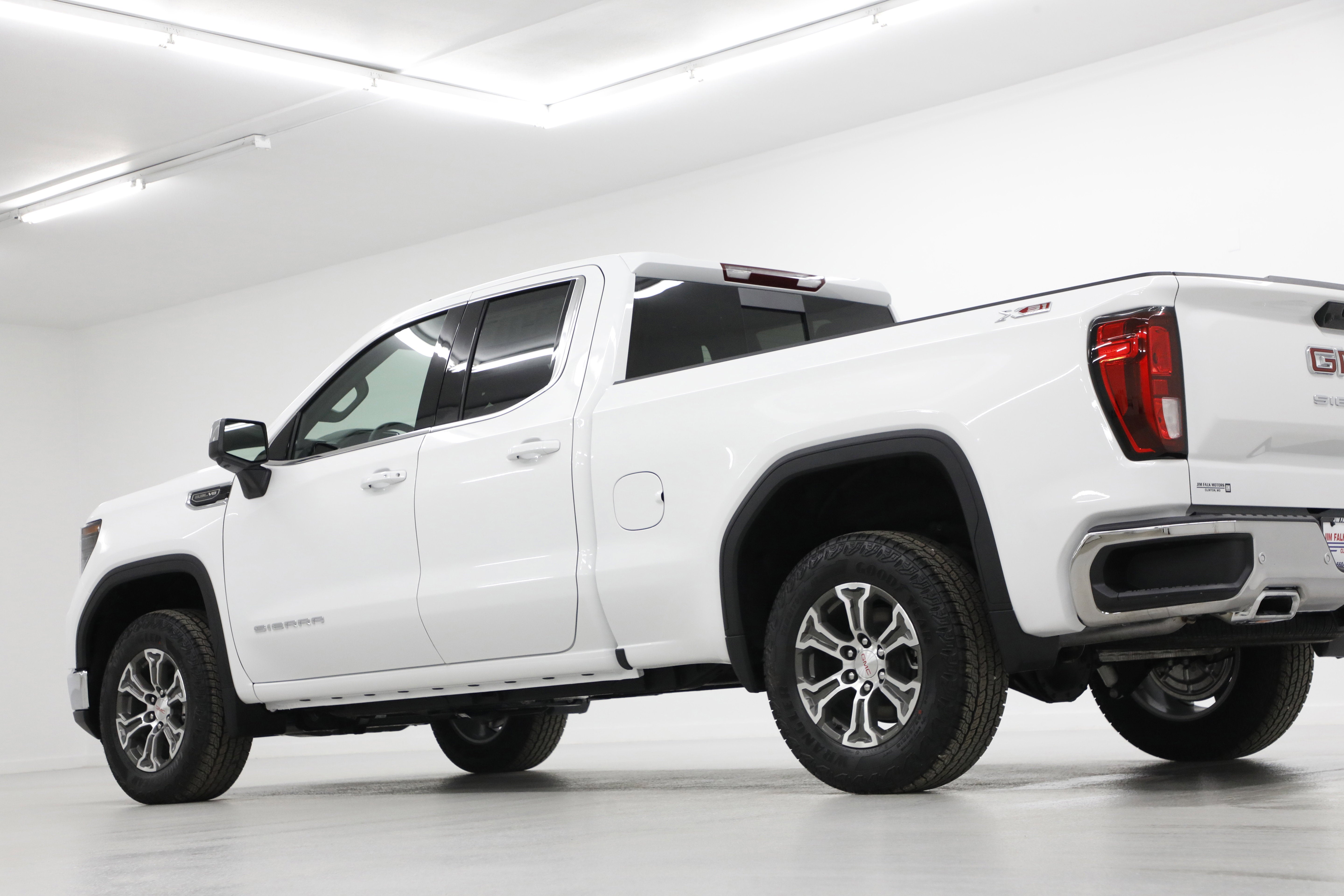 2026 GMC Sierra 1500 SLE