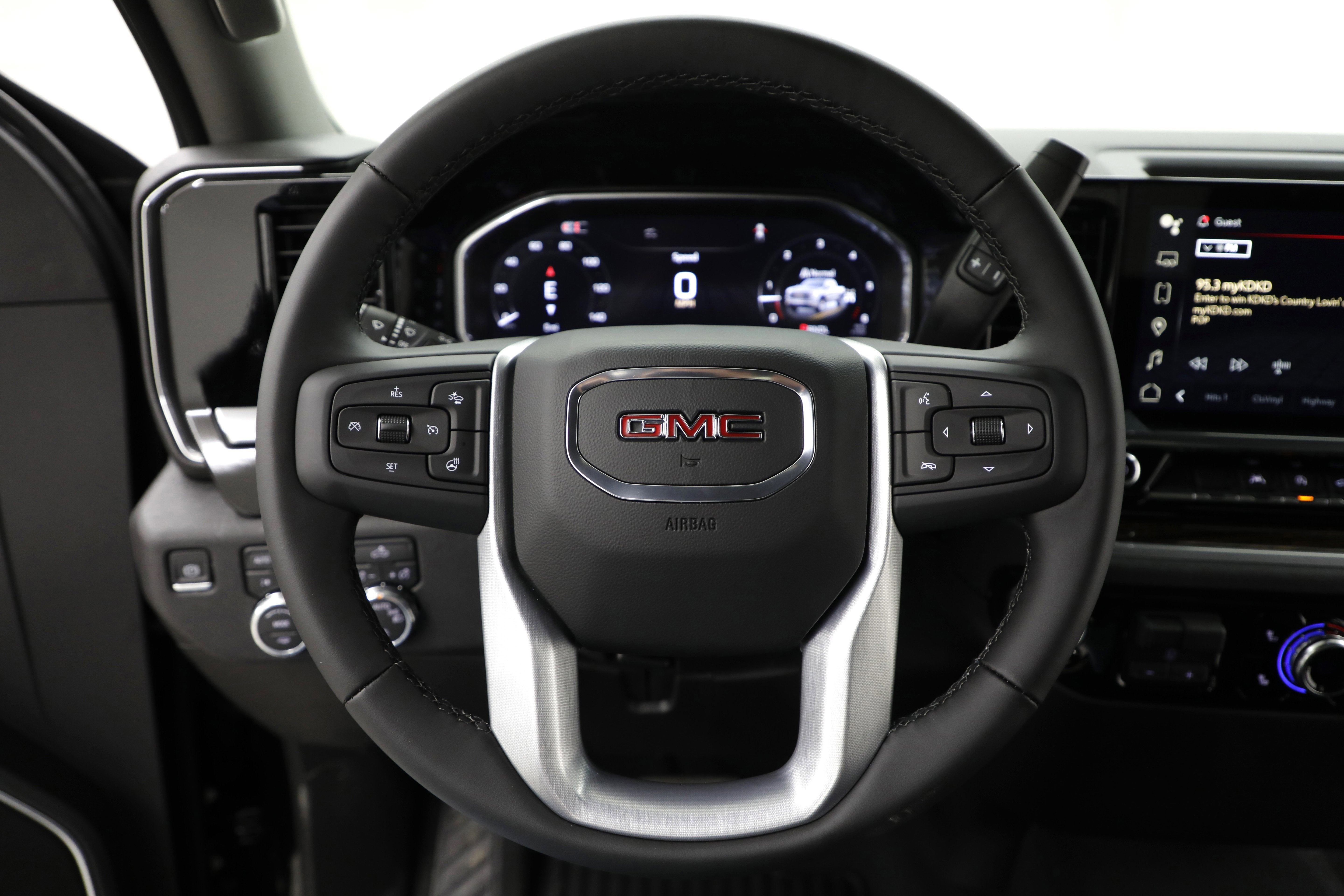 2026 GMC Sierra 1500 SLE