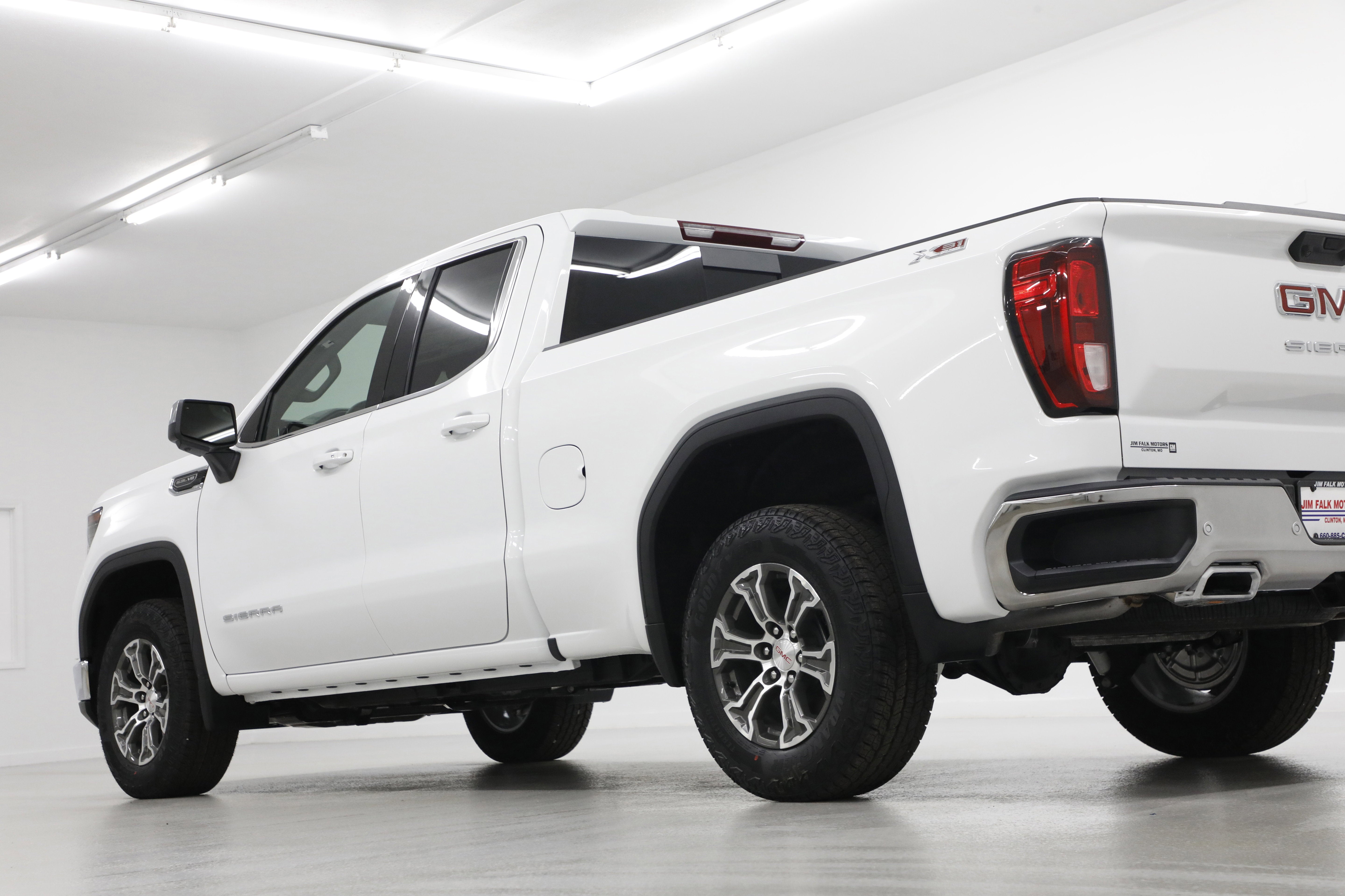 2026 GMC Sierra 1500 SLE