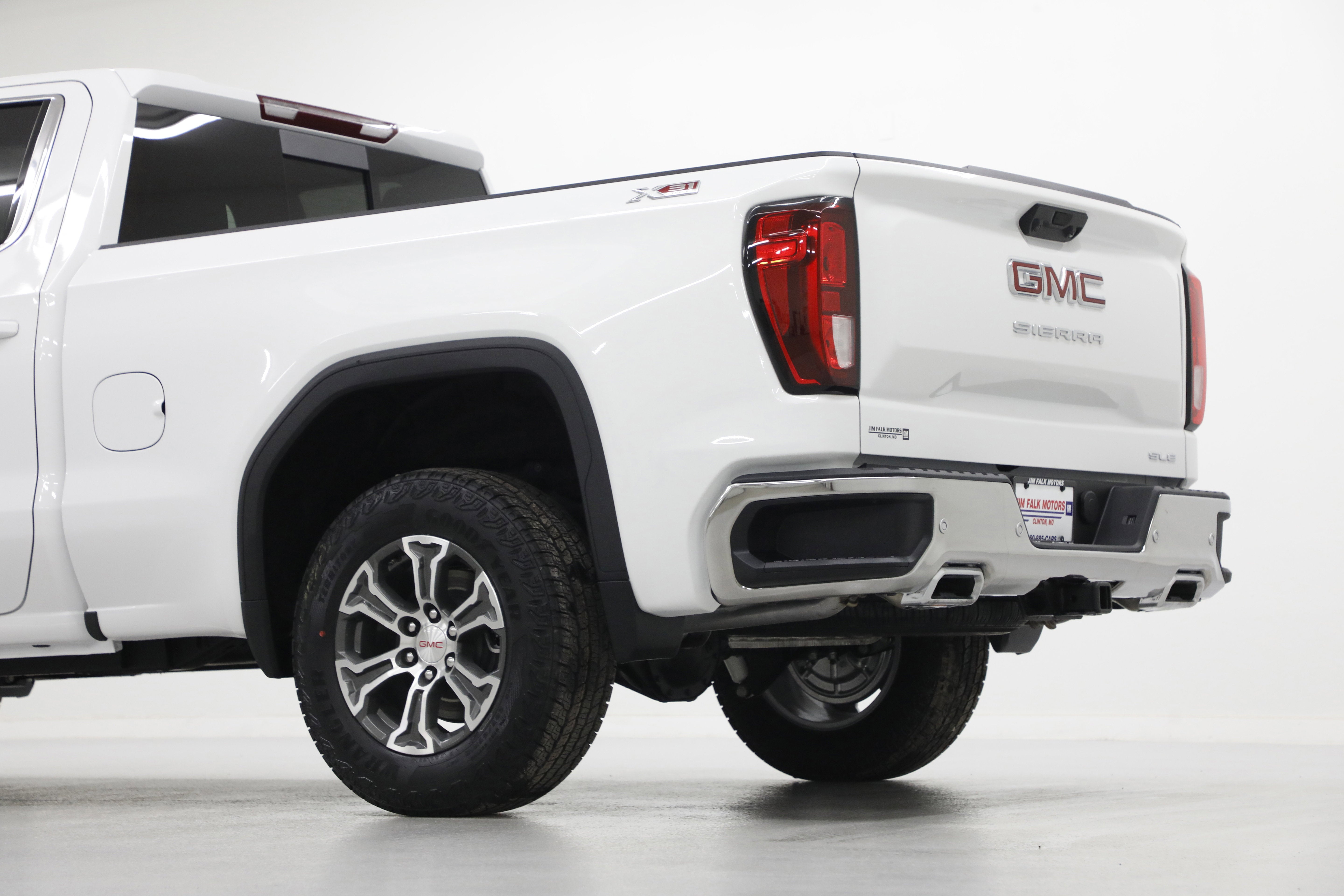 2026 GMC Sierra 1500 SLE