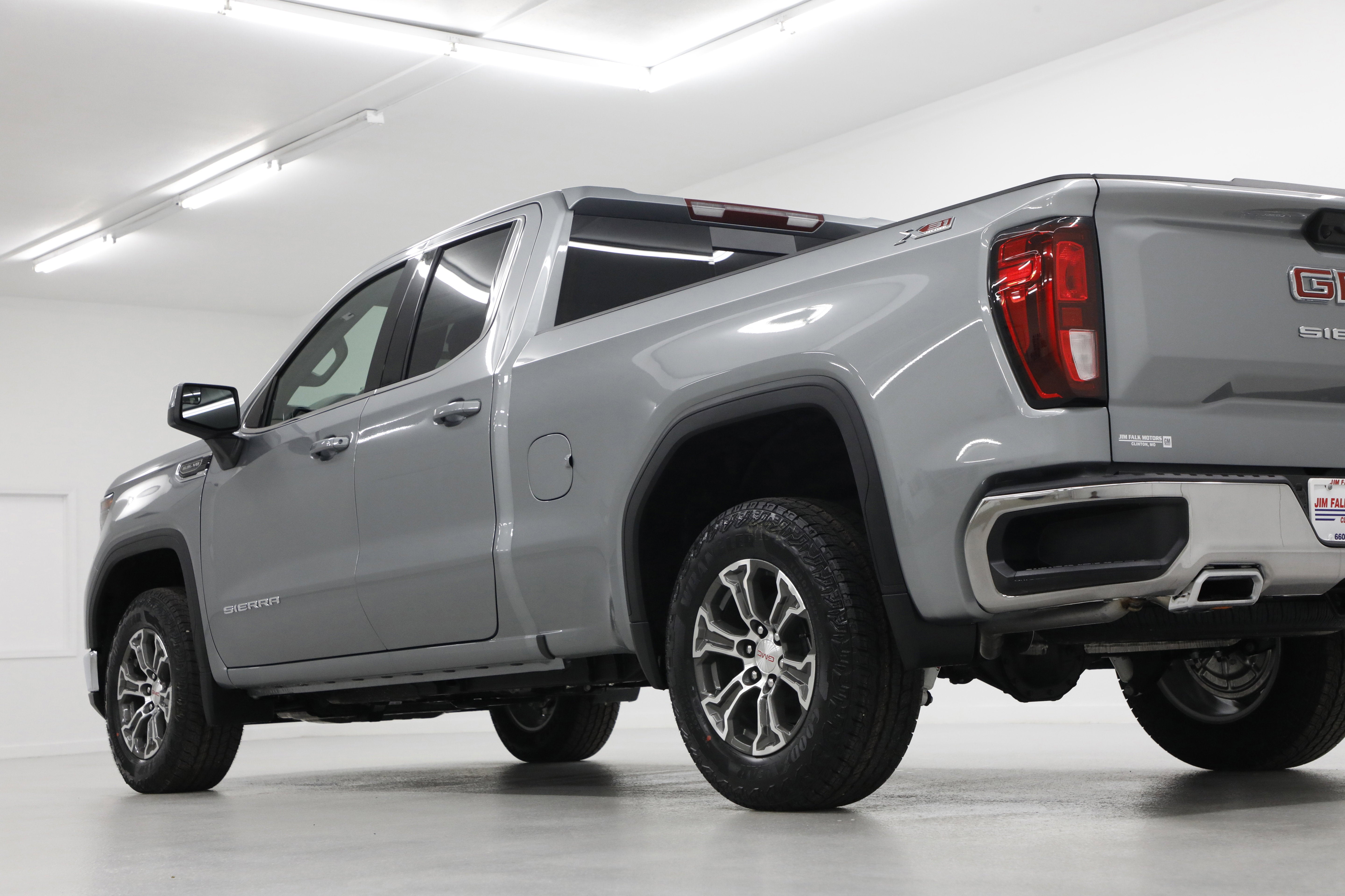 2026 GMC Sierra 1500 SLE