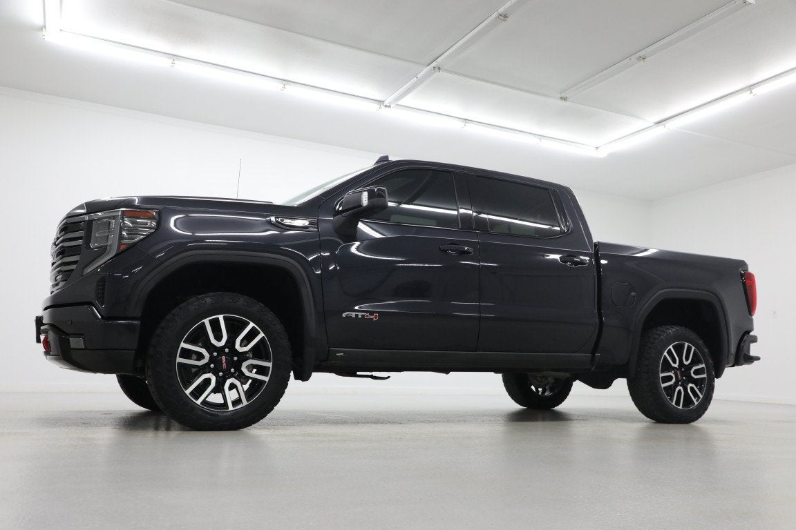 Used 2023 GMC Sierra 1500 AT4 with VIN 1GTUUEE87PZ307205 for sale in Kansas City