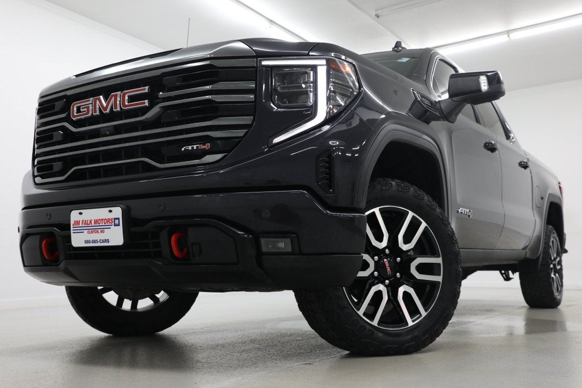 2023 GMC Sierra 1500 AT4