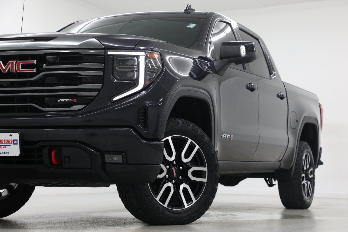 2023 GMC Sierra 1500 AT4