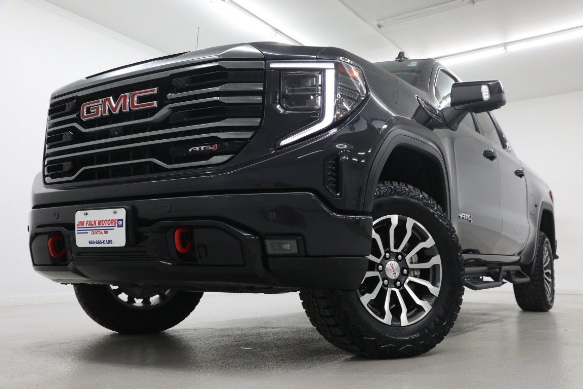 2023 GMC Sierra 1500 AT4