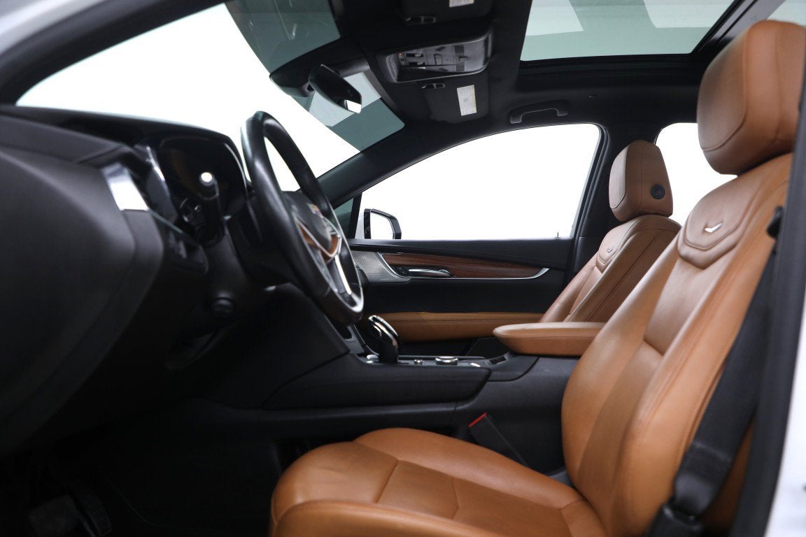 2023 Cadillac XT5 FWD Premium Luxury