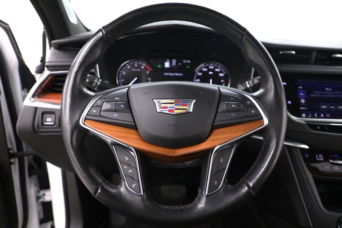 2023 Cadillac XT5 FWD Premium Luxury