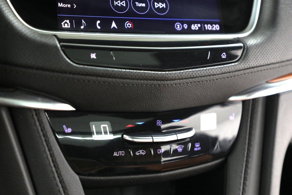 2023 Cadillac XT5 FWD Premium Luxury