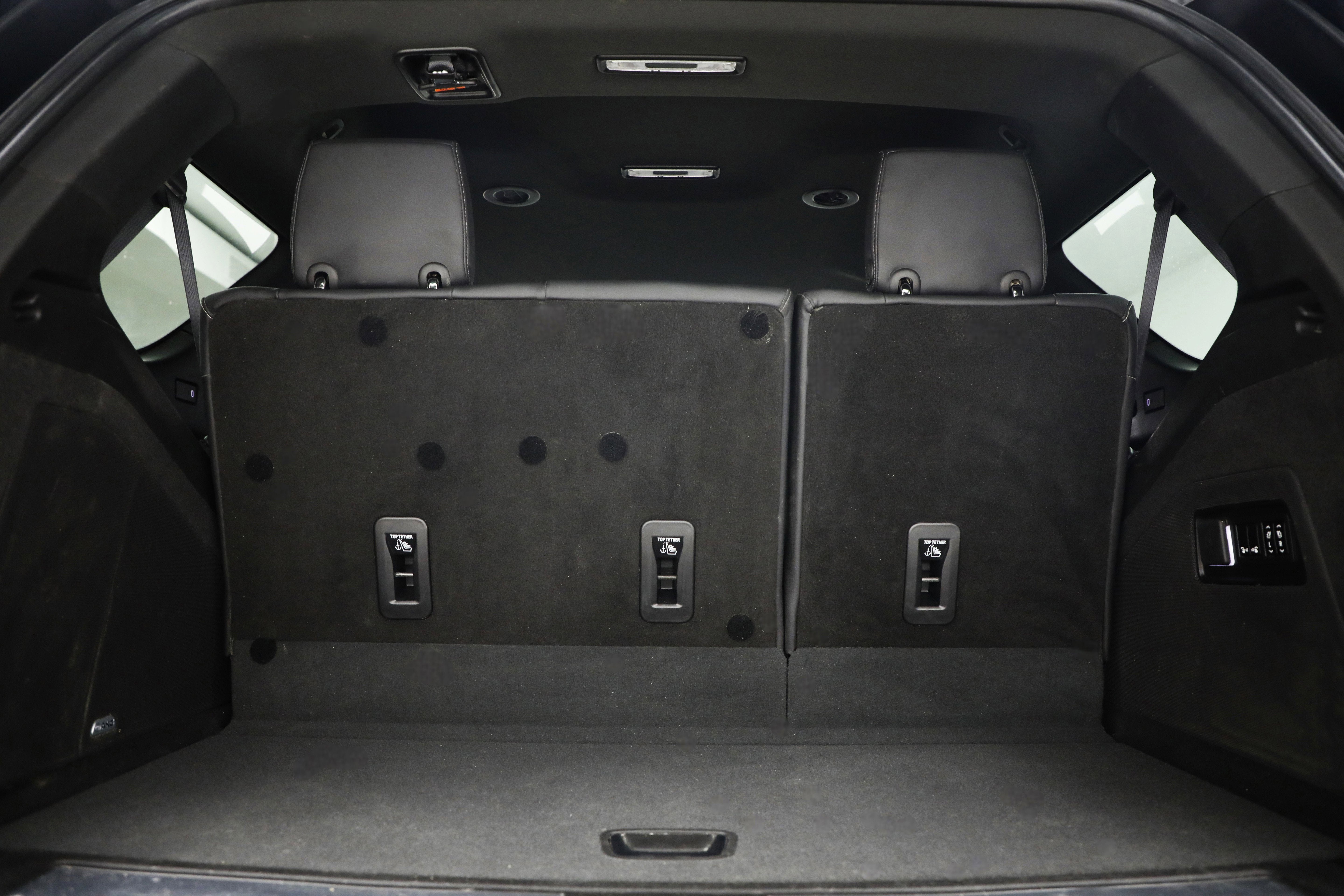 2022 Cadillac Escalade Luxury