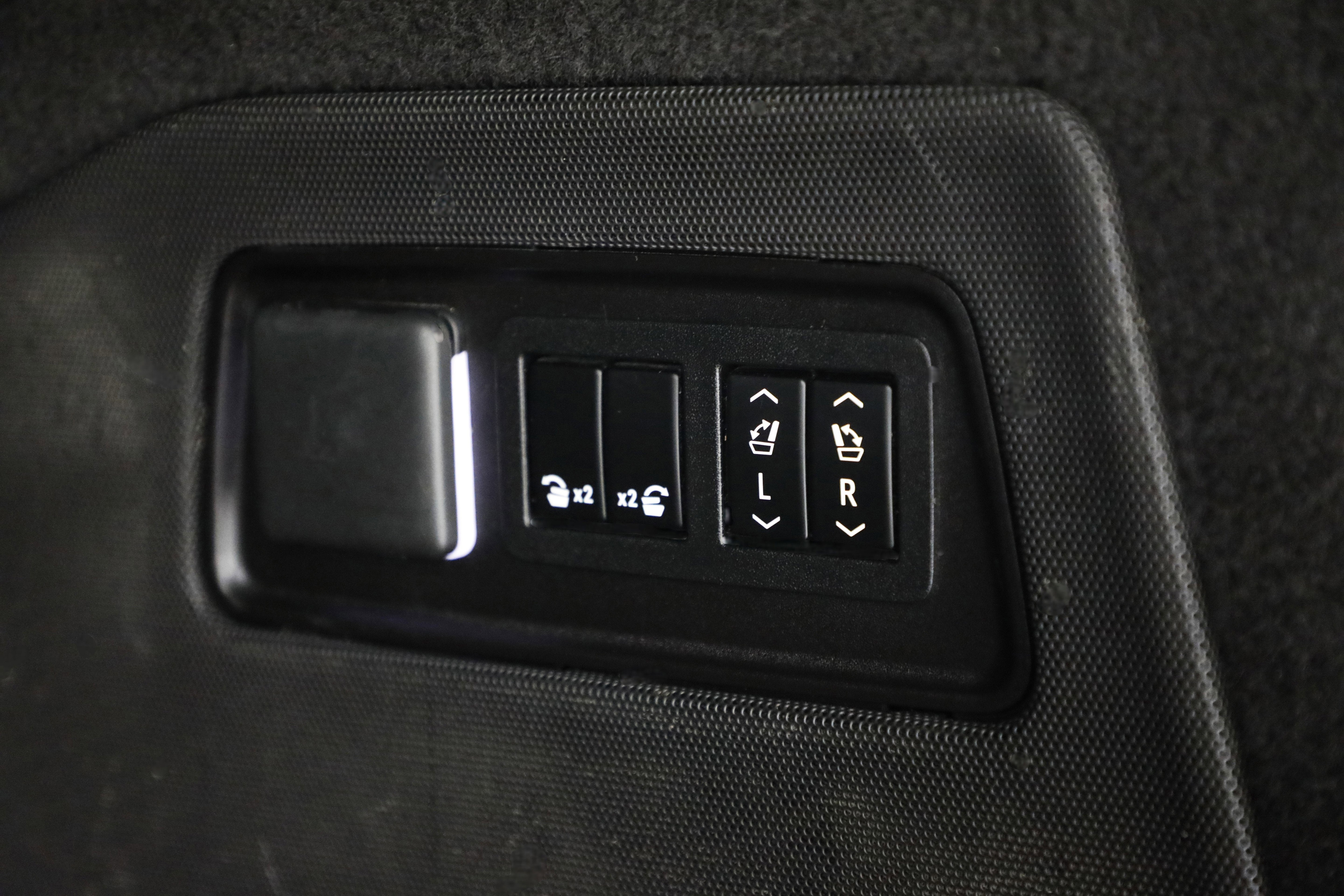 2022 Cadillac Escalade Luxury