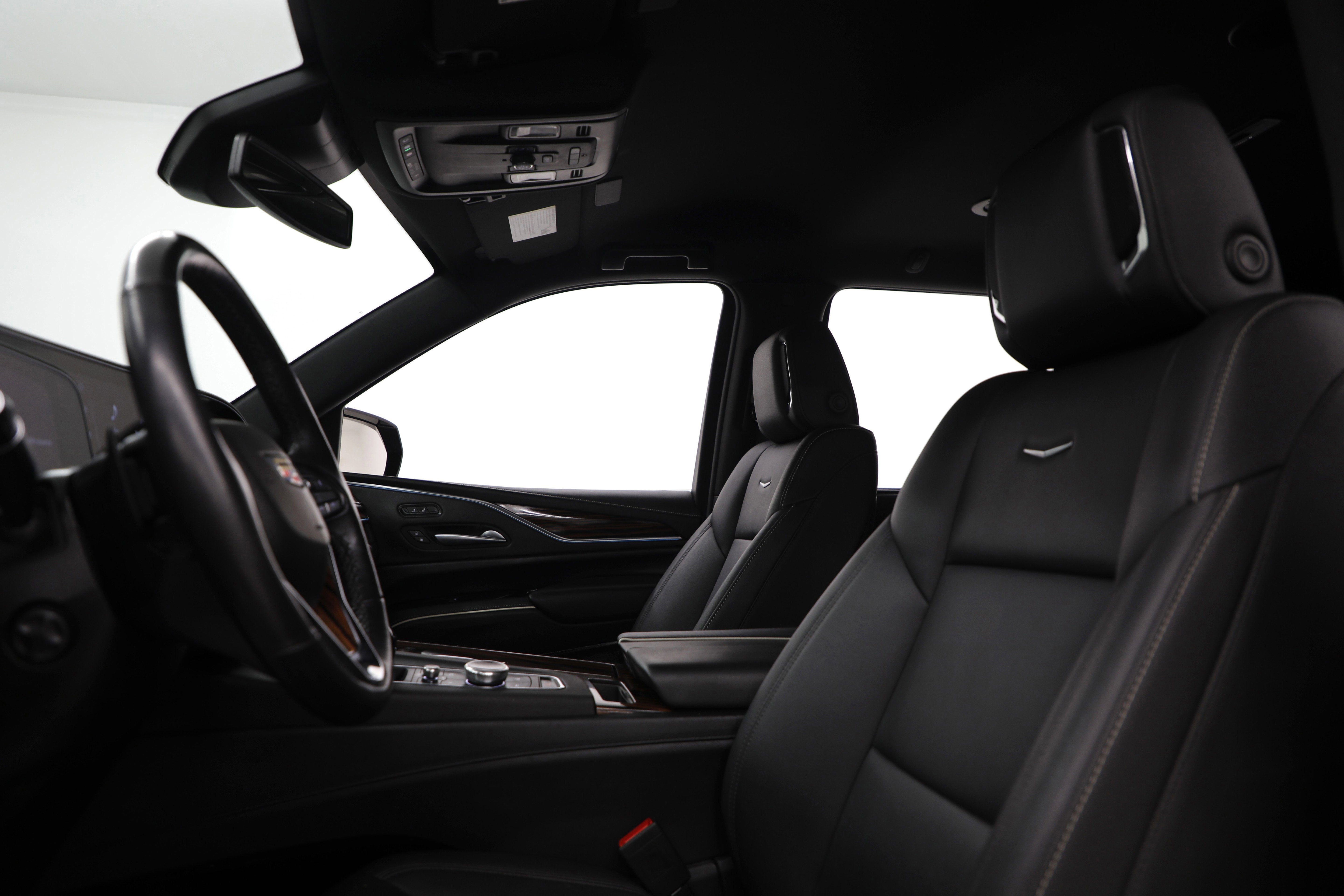 2022 Cadillac Escalade Luxury