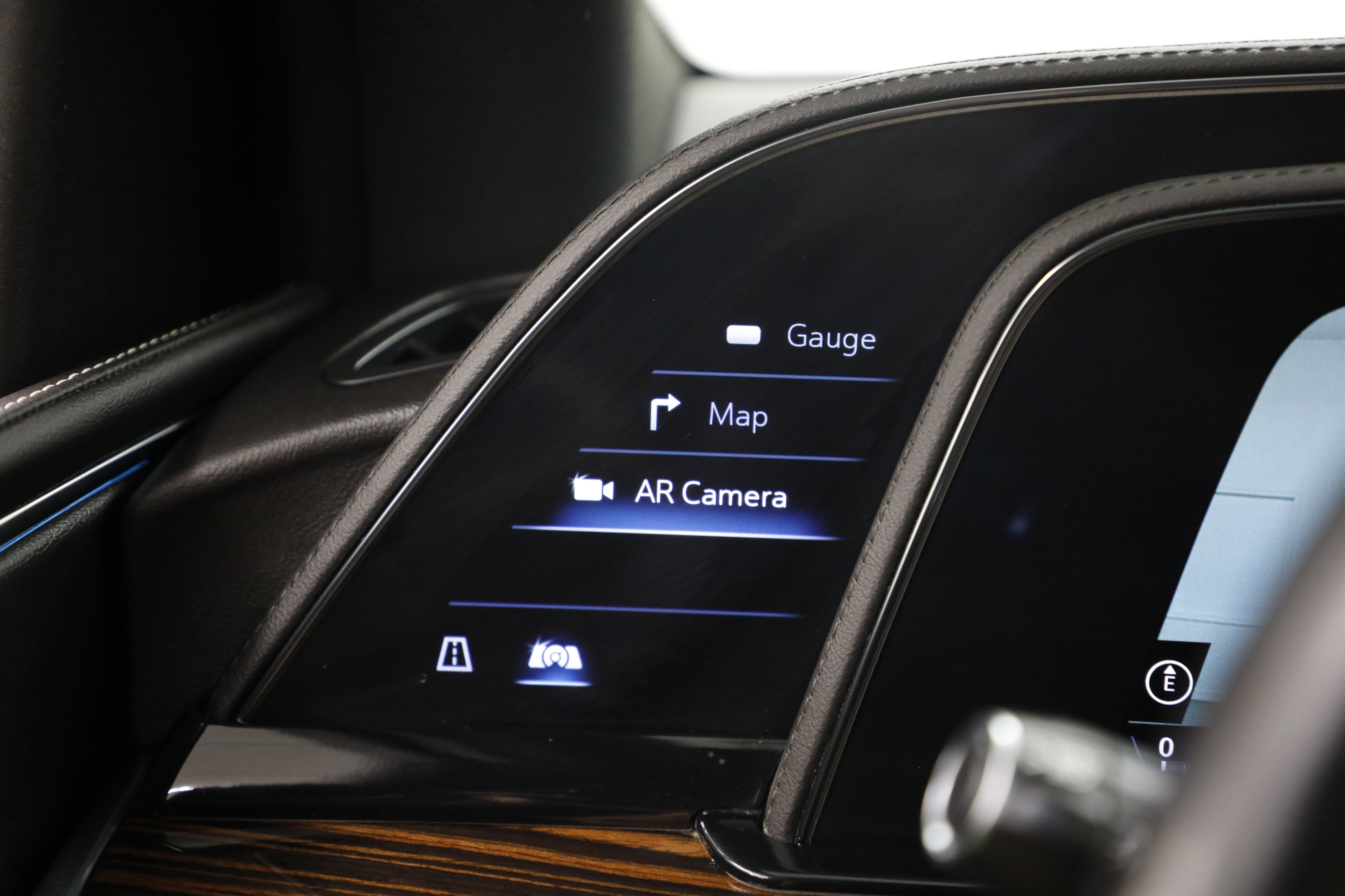 2022 Cadillac Escalade Luxury