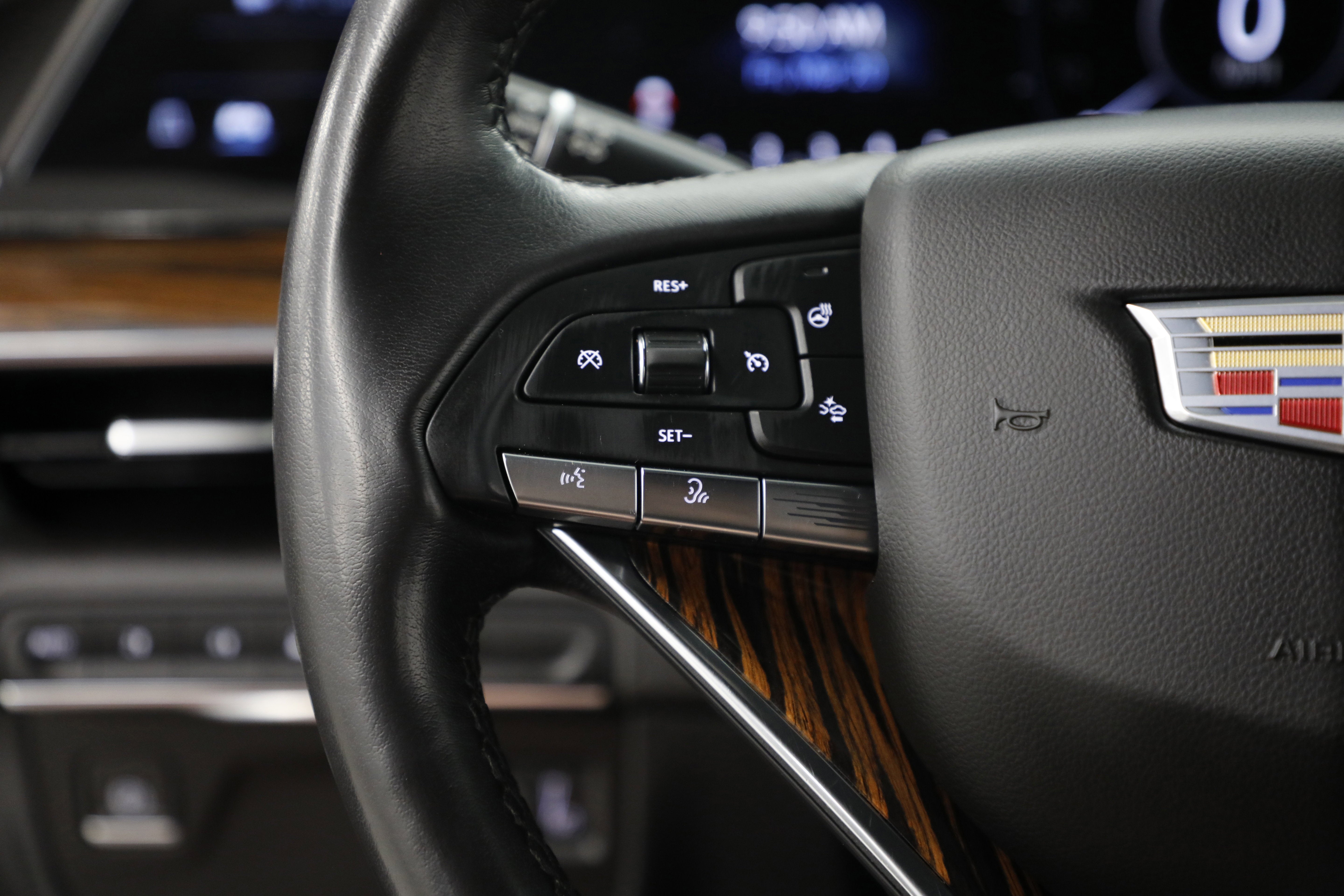 2022 Cadillac Escalade Luxury