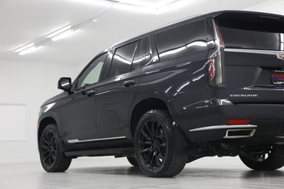 2022 Cadillac Escalade Luxury