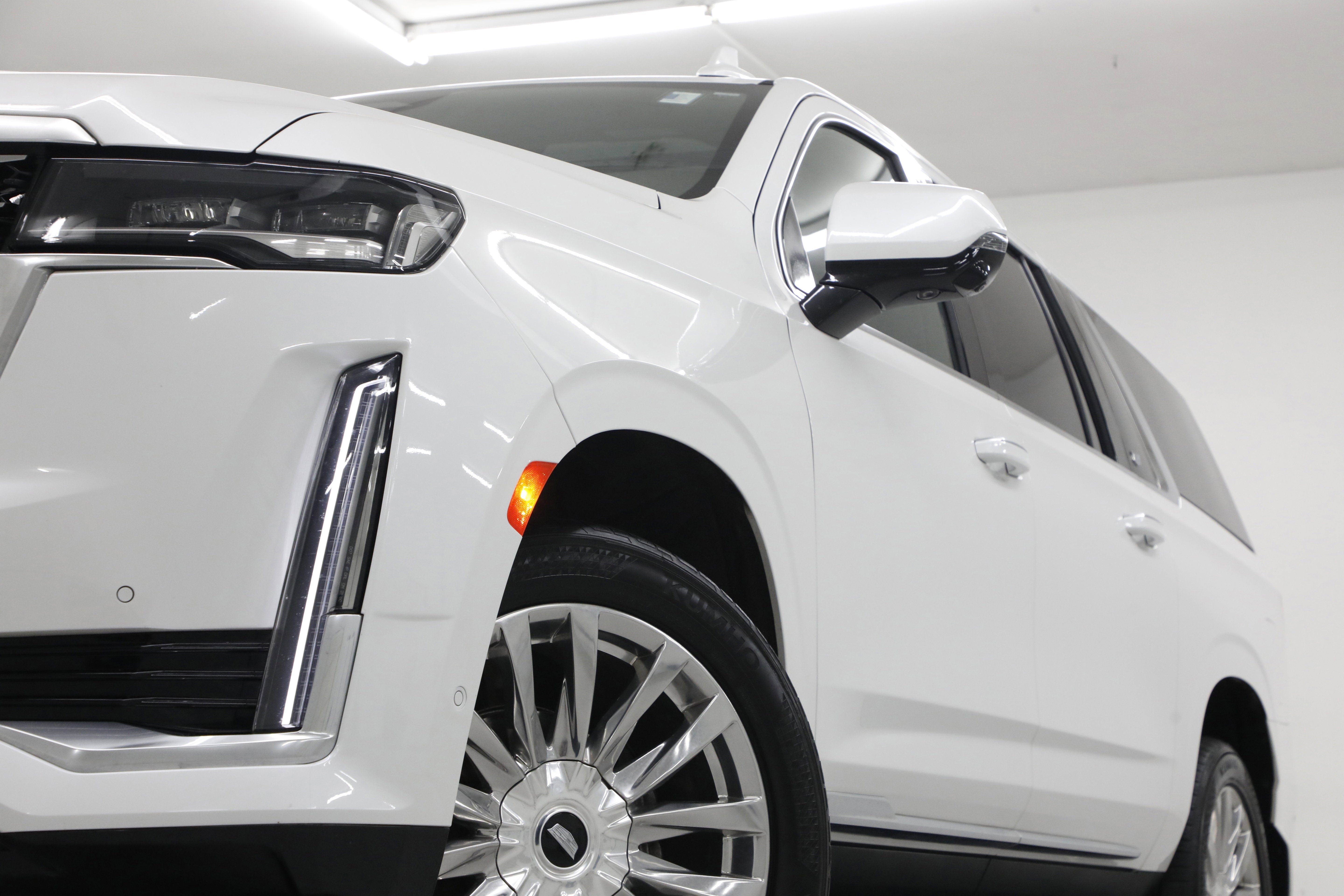 2022 Cadillac Escalade ESV Premium Luxury