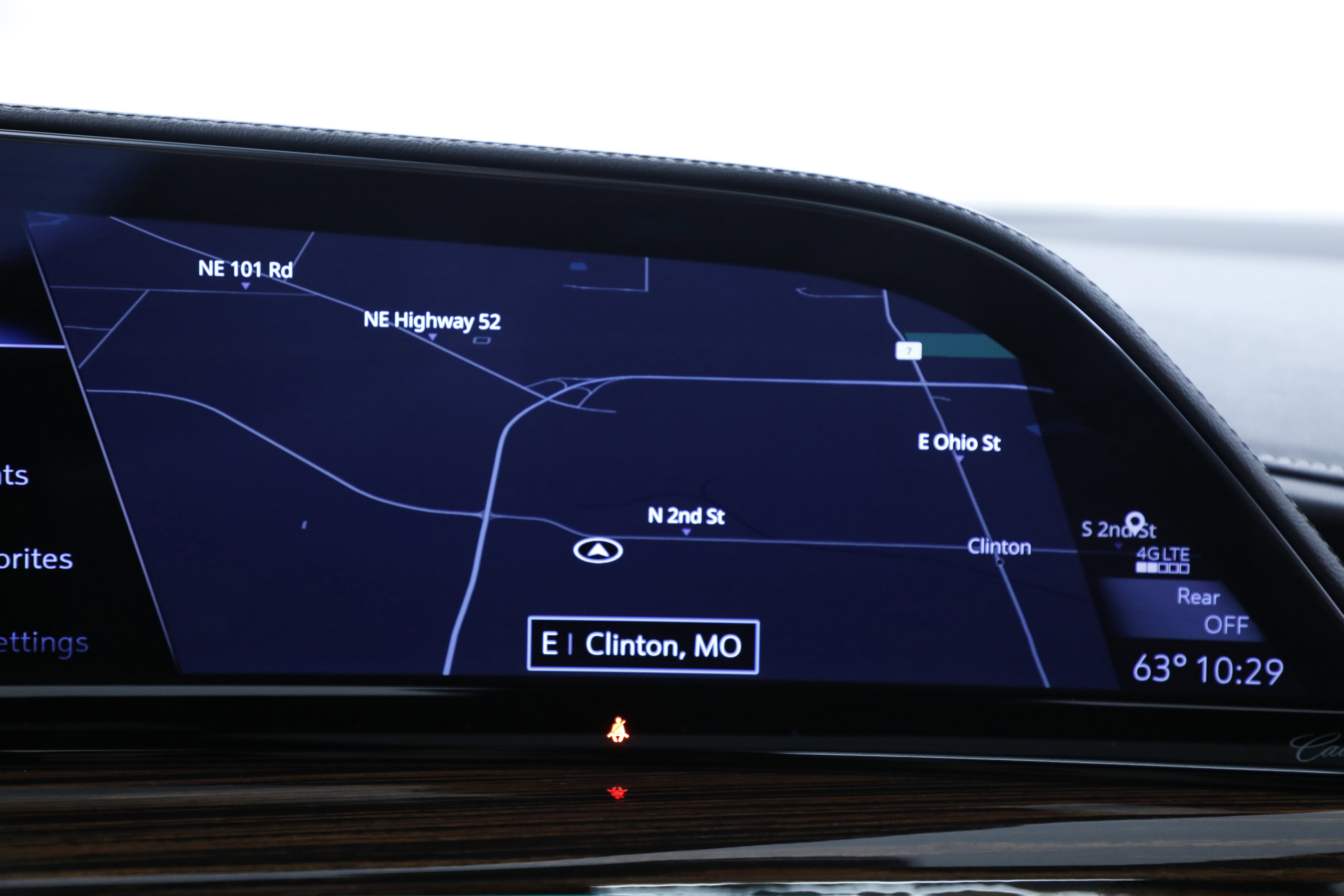 2022 Cadillac Escalade ESV Premium Luxury