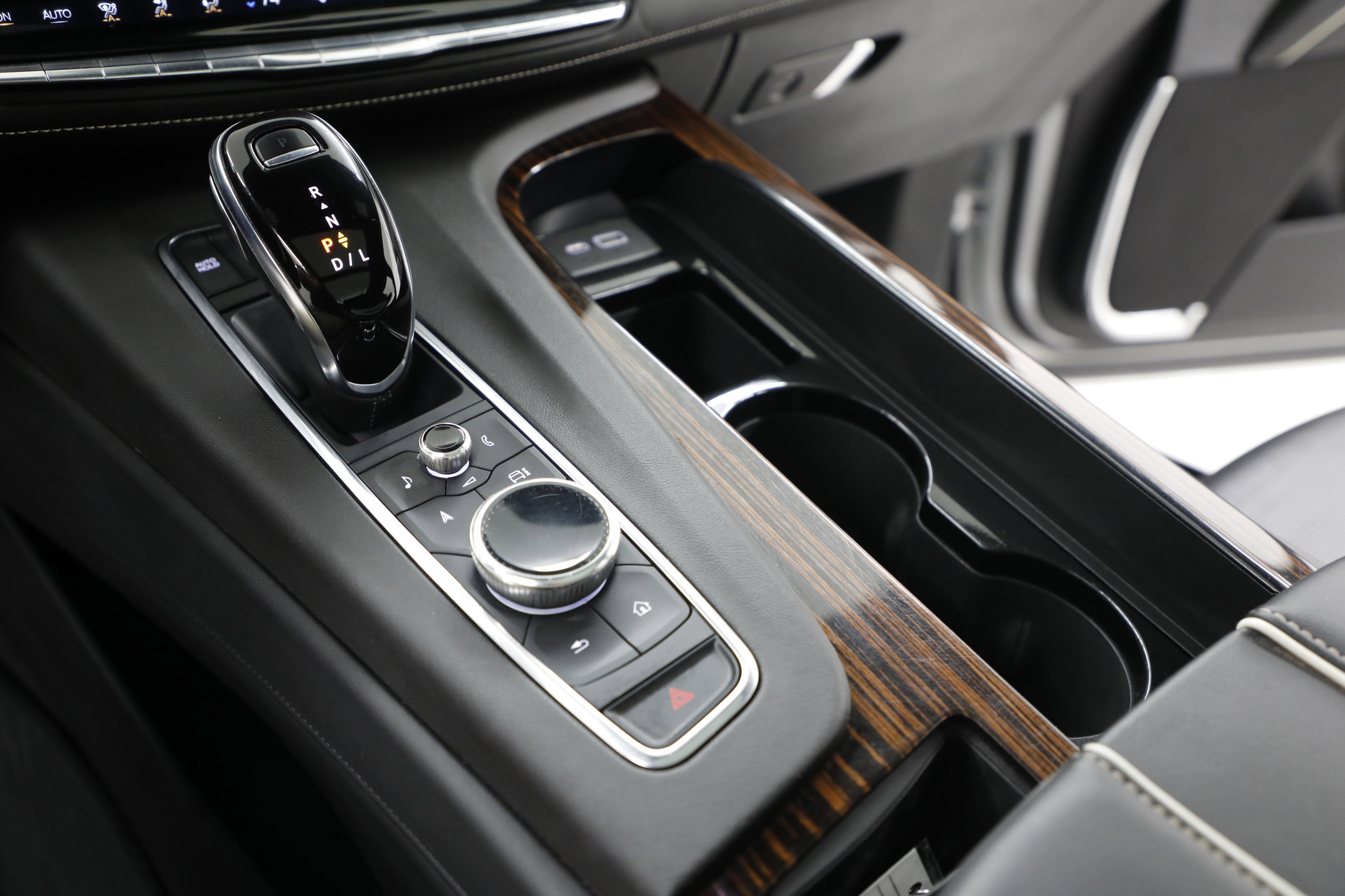 2022 Cadillac Escalade ESV Premium Luxury