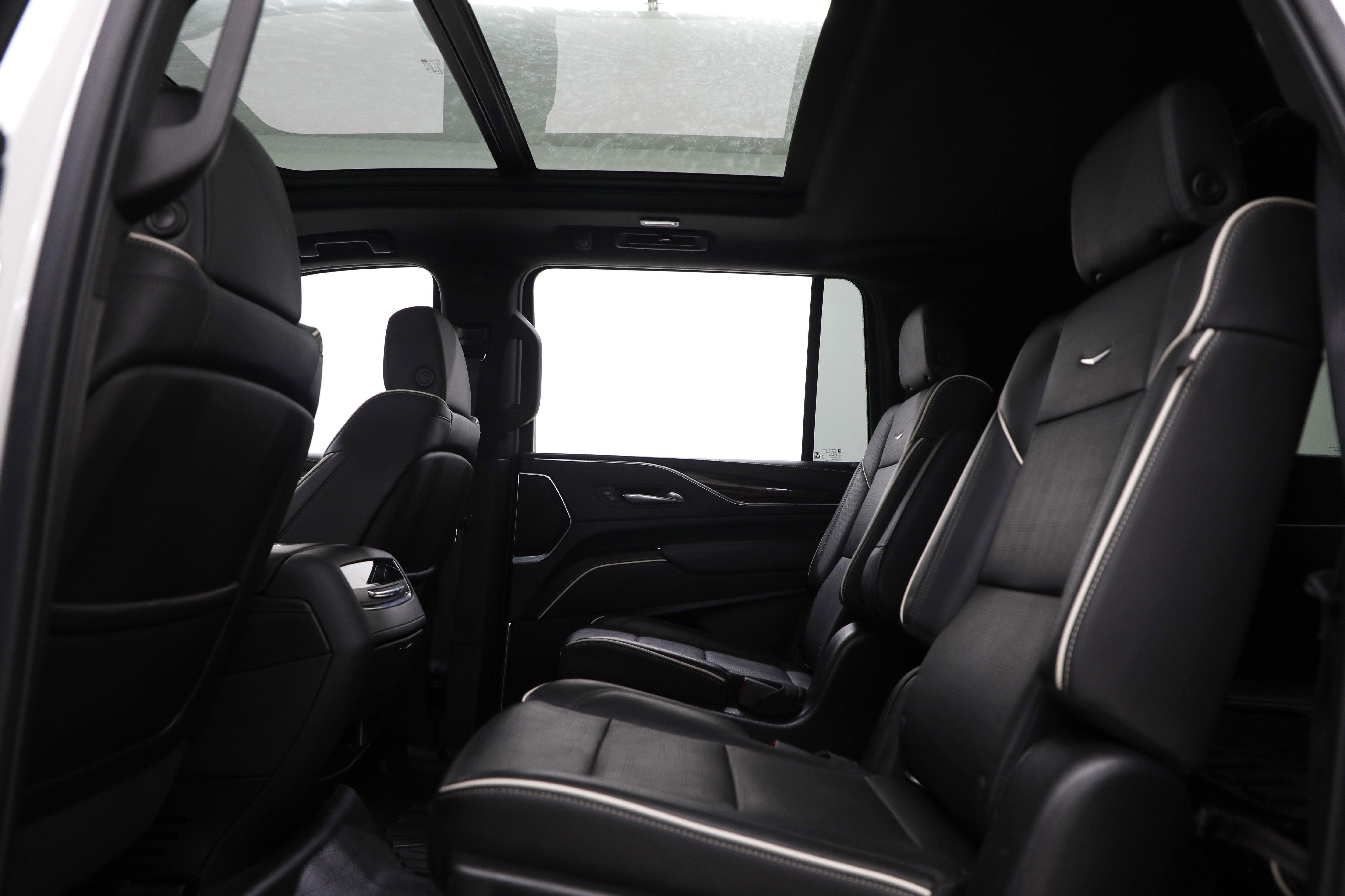 2022 Cadillac Escalade ESV Premium Luxury