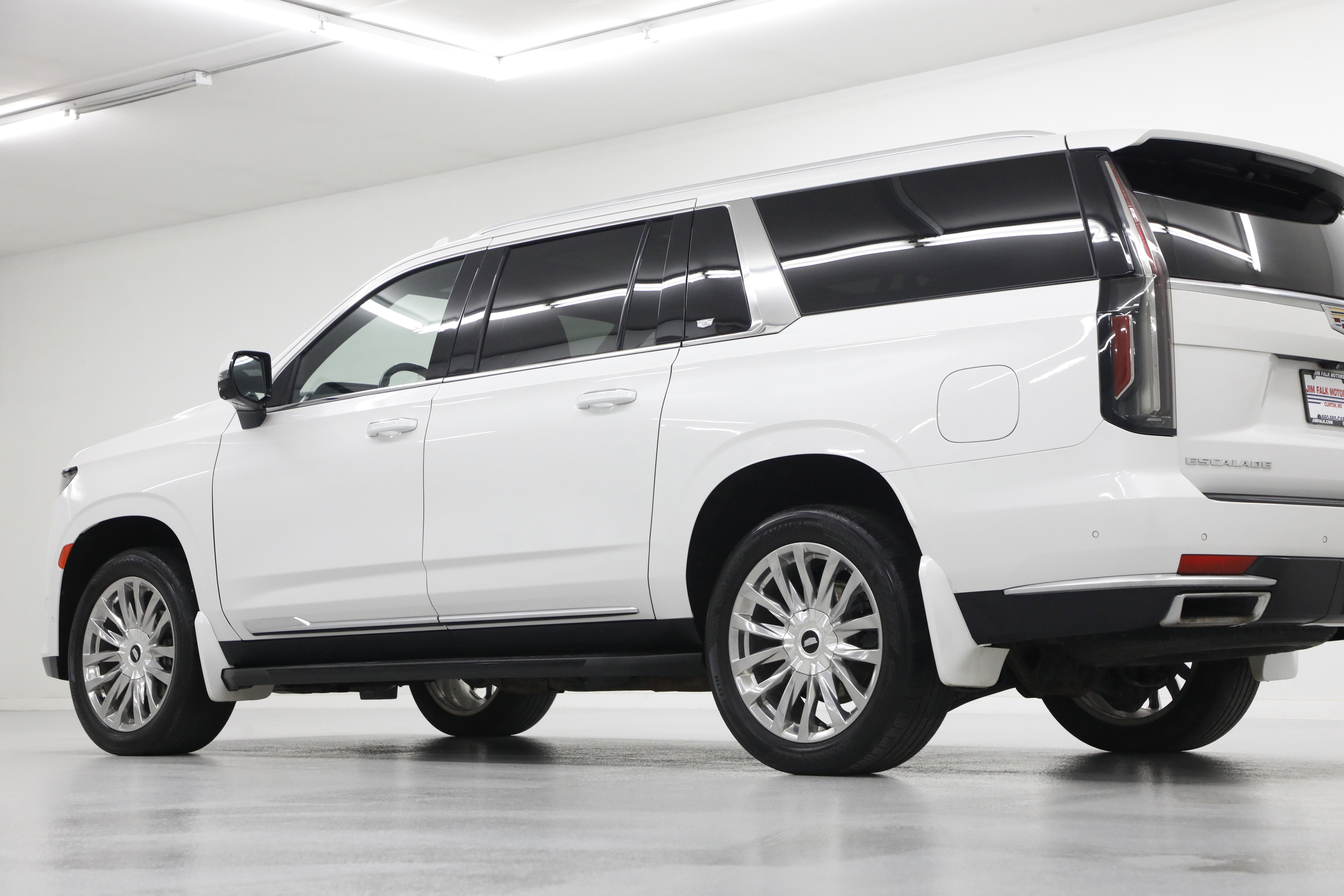 2022 Cadillac Escalade ESV Premium Luxury