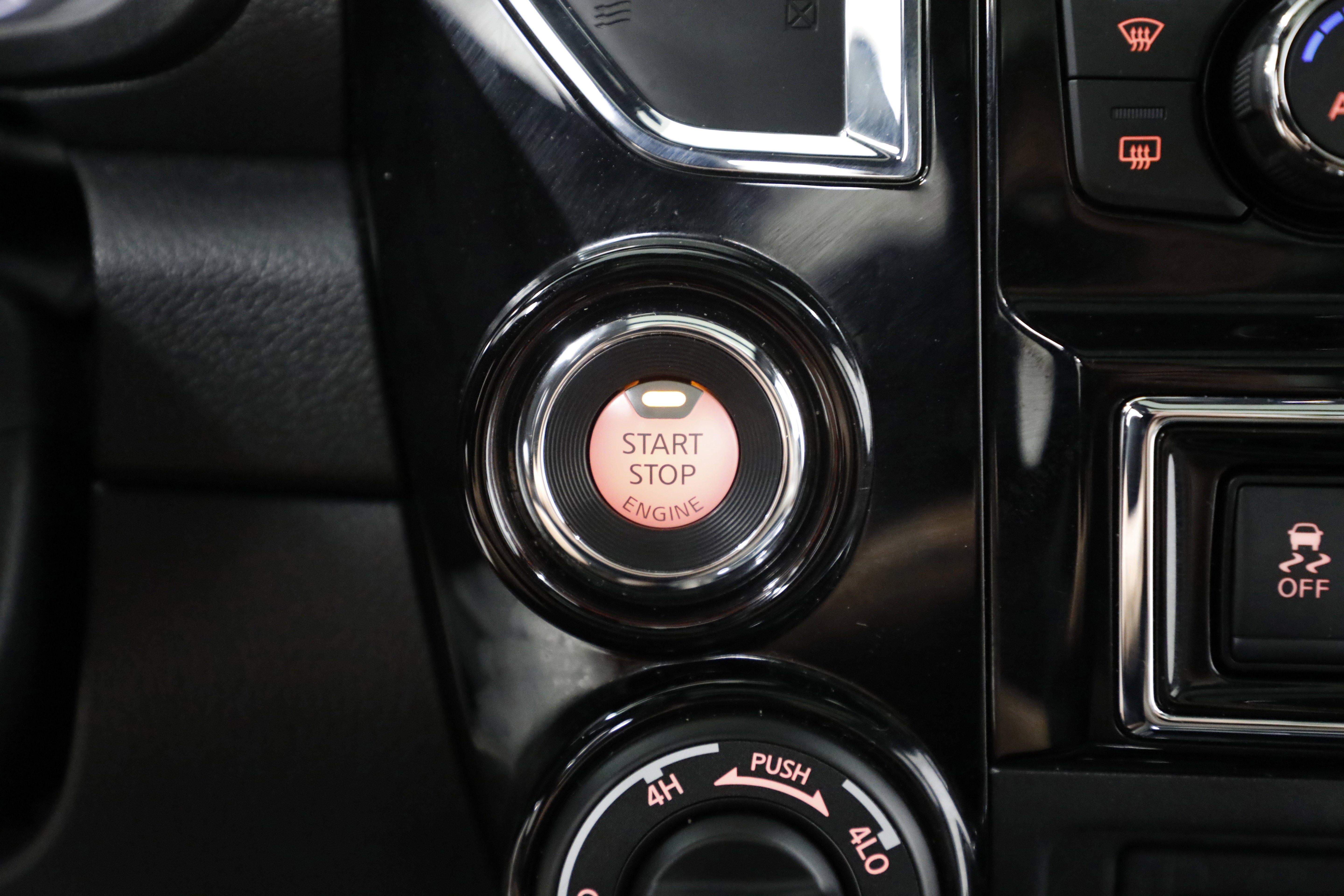 2024 Nissan Titan Platinum Reserve