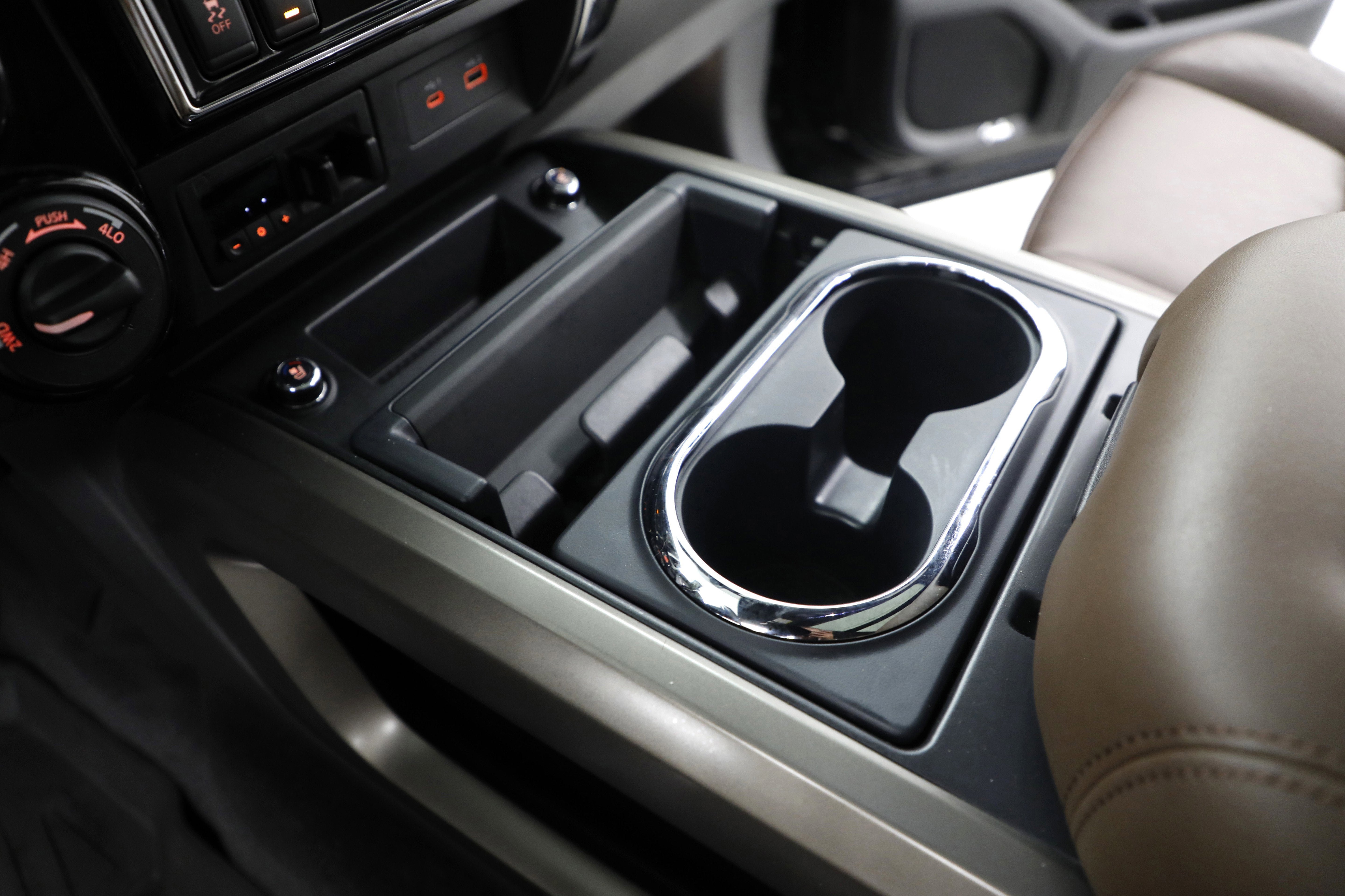 2024 Nissan Titan Platinum Reserve