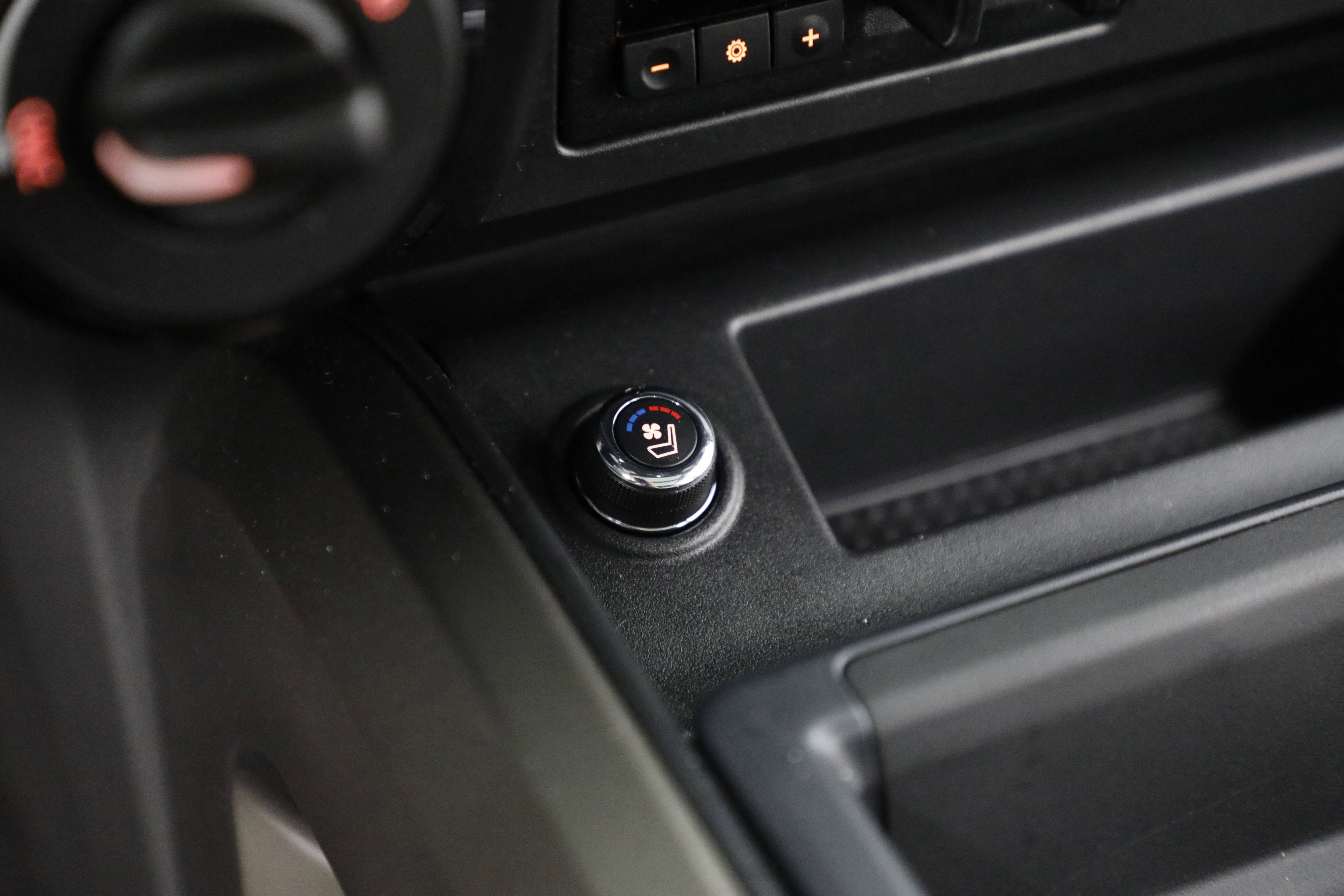 2024 Nissan Titan Platinum Reserve