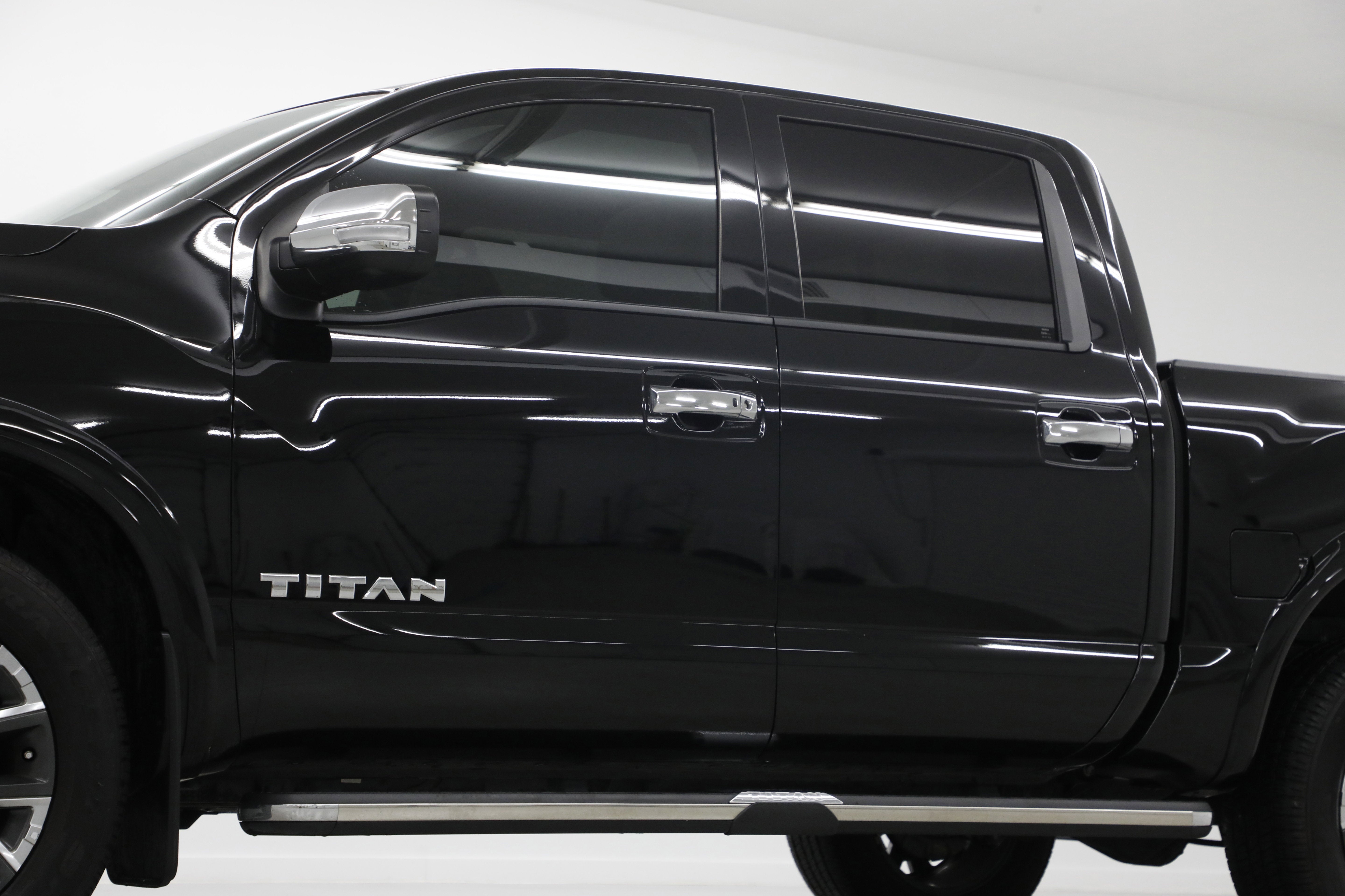 2024 Nissan Titan Platinum Reserve