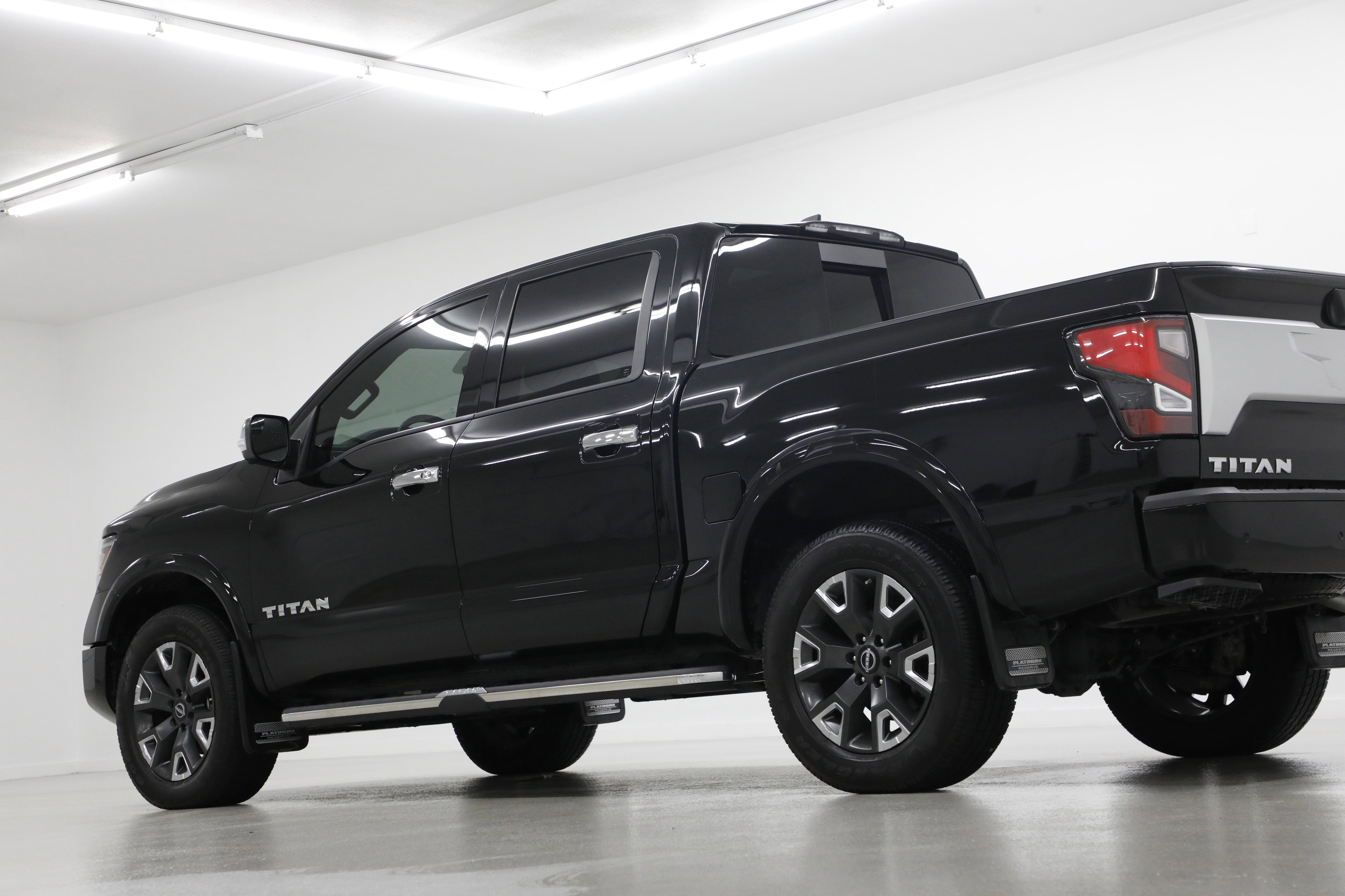 2024 Nissan Titan Platinum Reserve