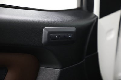 2024 Nissan Titan Platinum Reserve