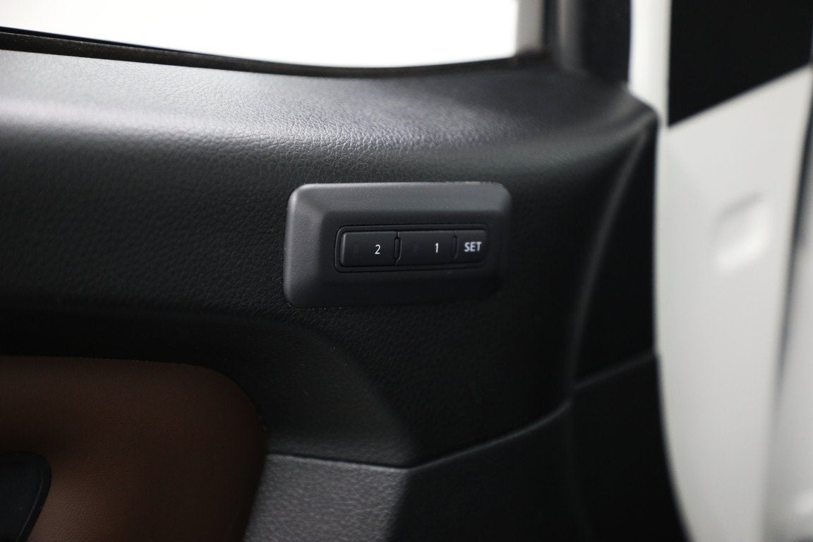 2024 Nissan Titan Platinum Reserve