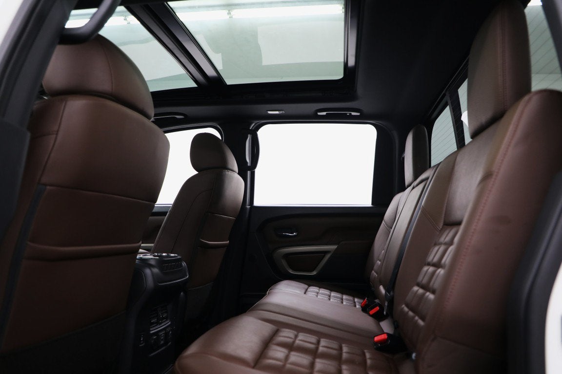 2024 Nissan Titan Platinum Reserve