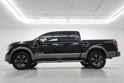 2022 Nissan Titan Platinum Reserve