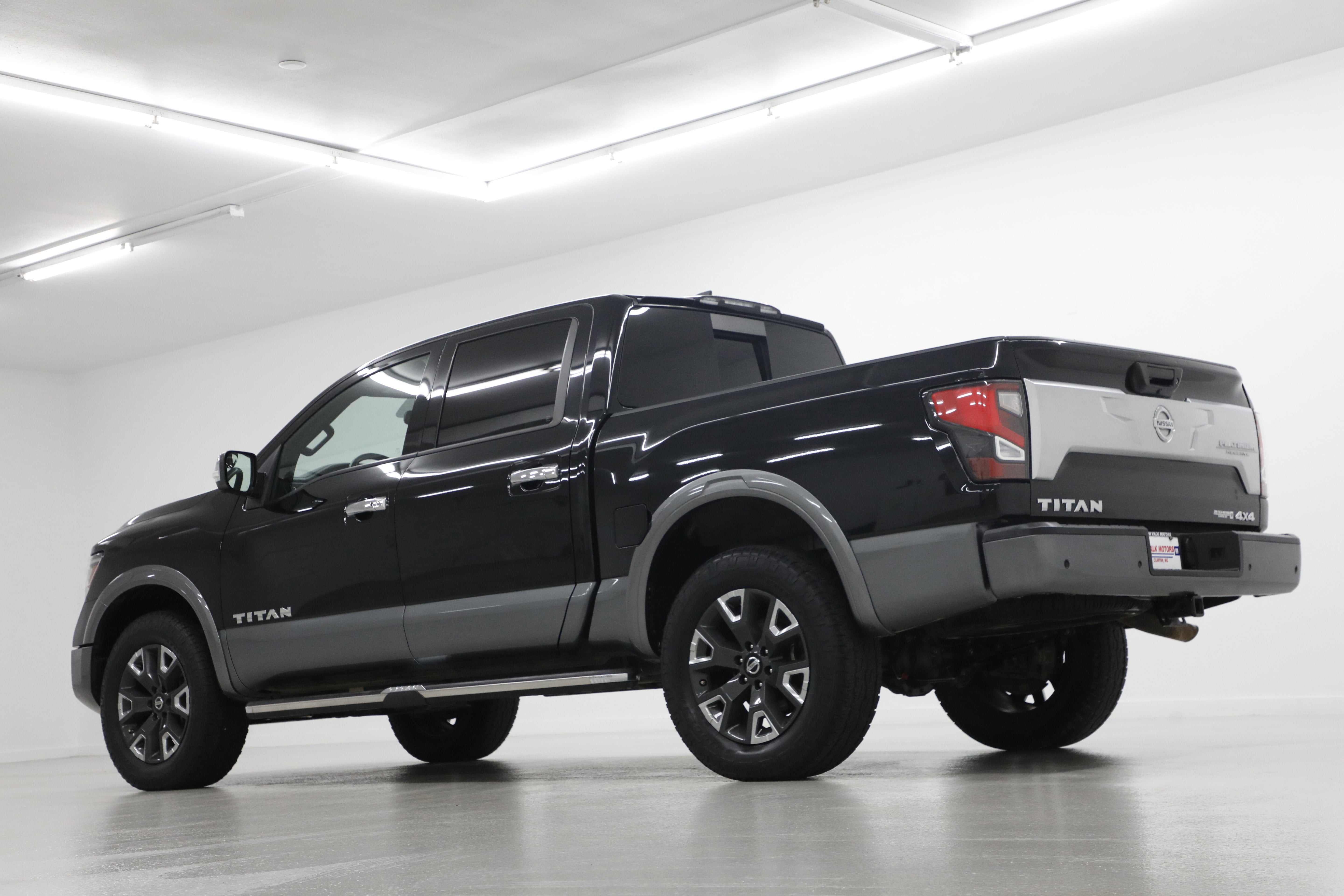2022 Nissan Titan Platinum Reserve
