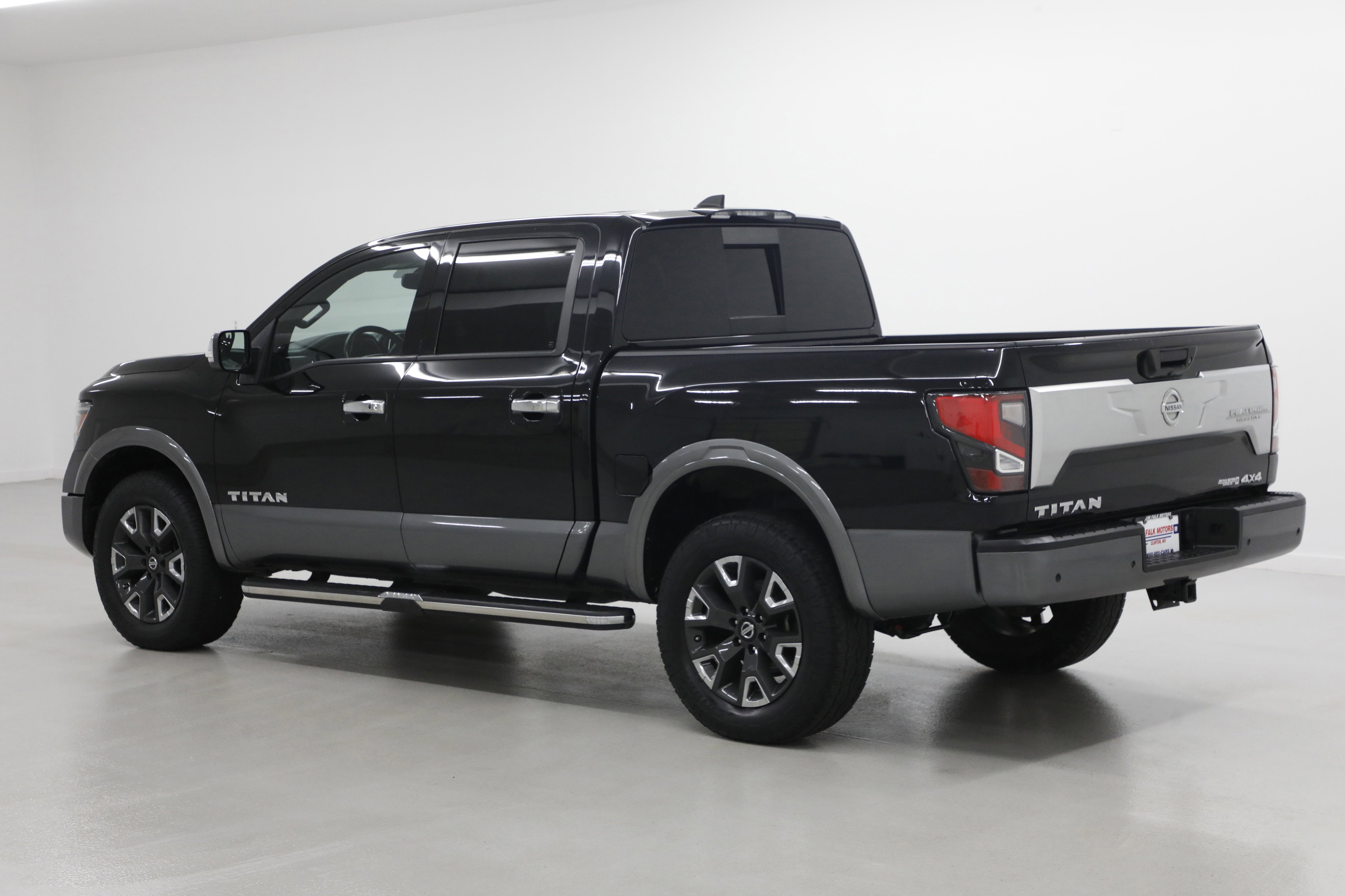 2022 Nissan Titan Platinum Reserve